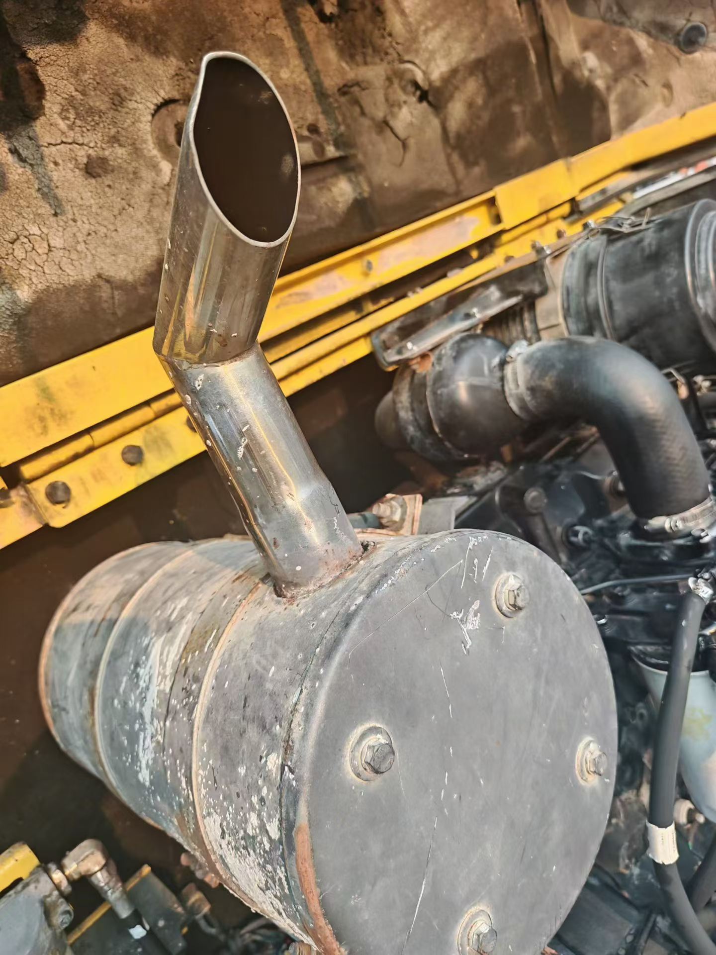 Buy Hyundai HX60 Used Excavator / 3