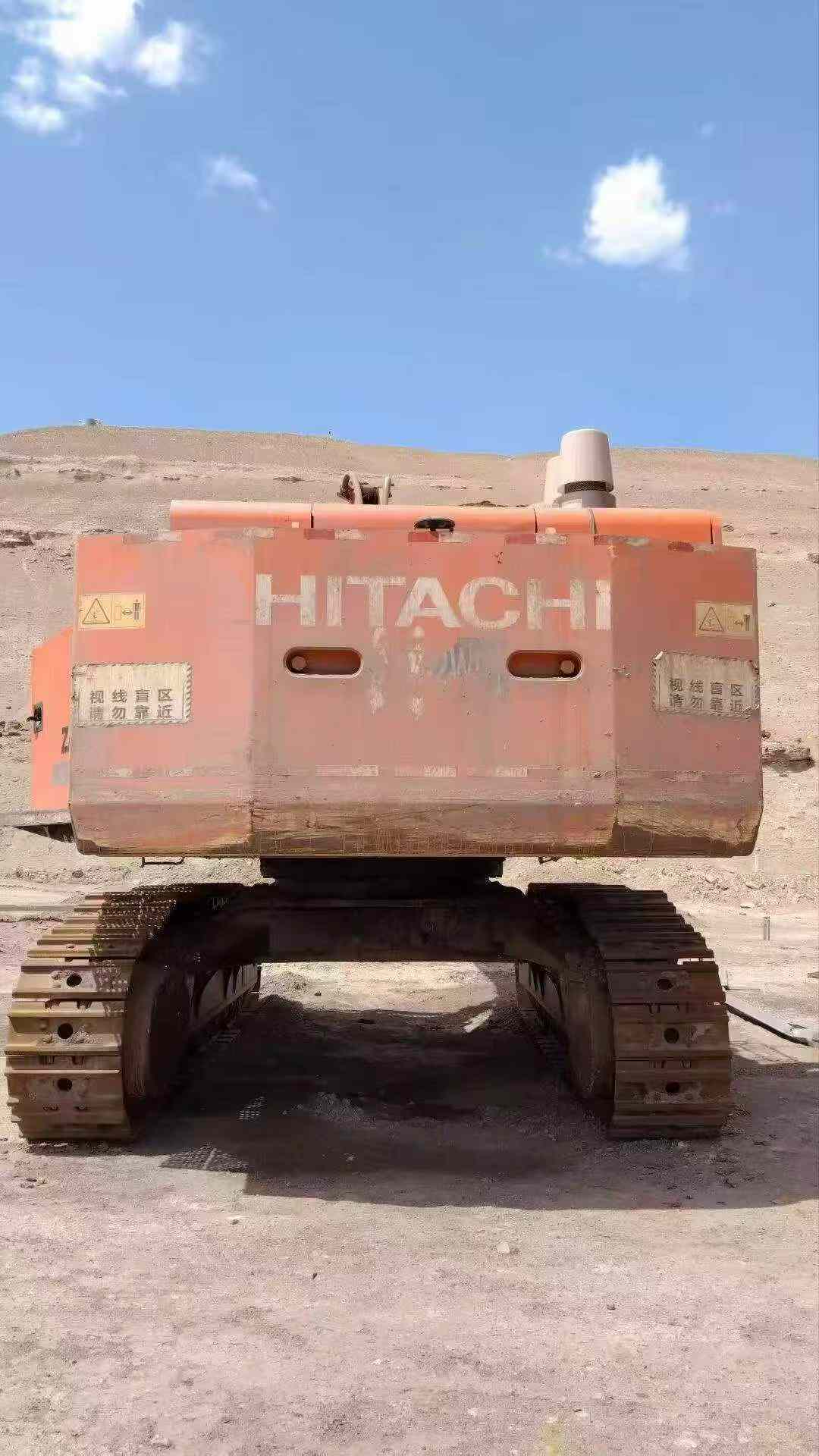 Buy Hitachi ZX890LCH-5A Used Excavator / 2