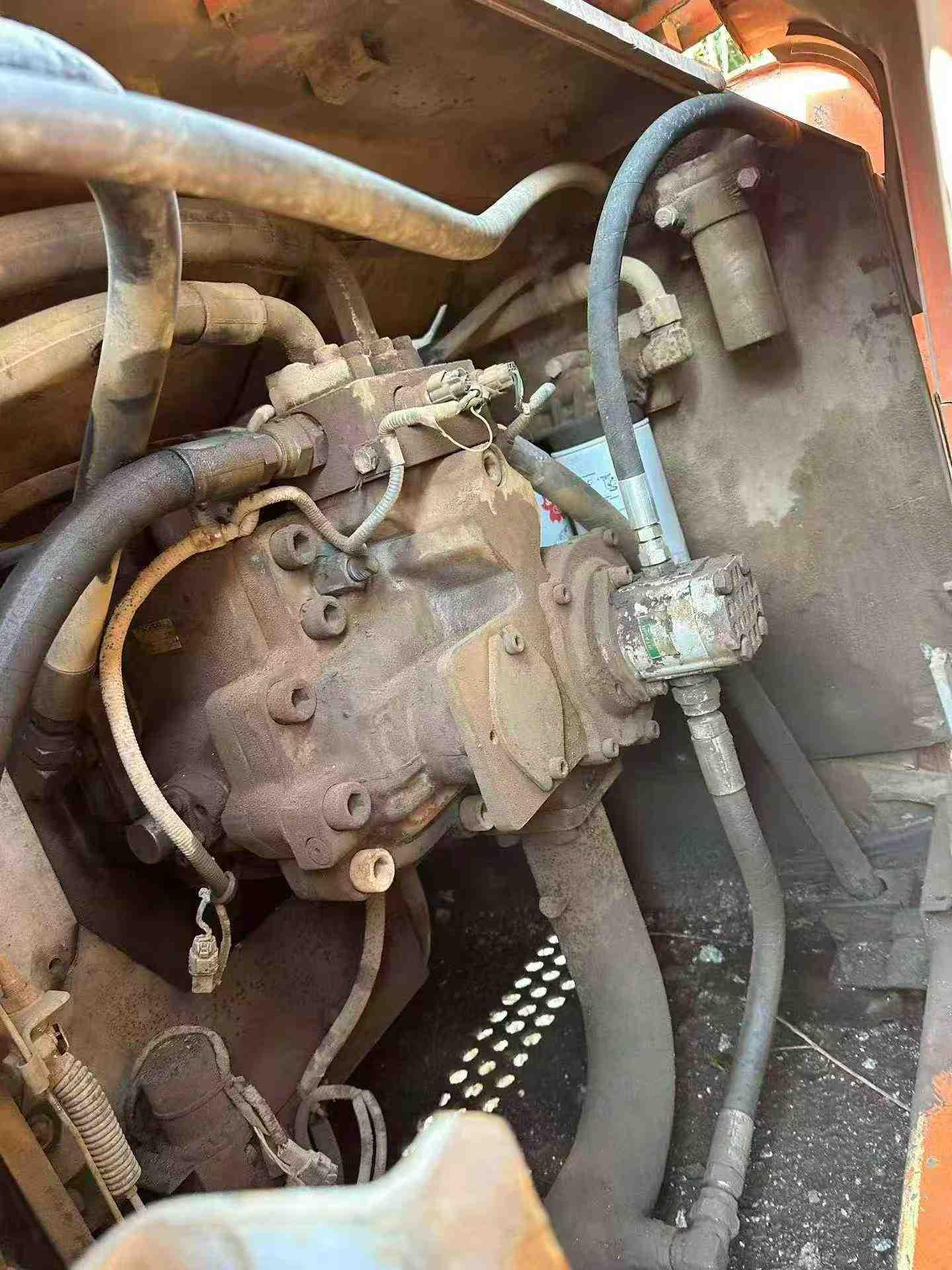 Buy Hitachi ZX450-6 Used Excavator / 8