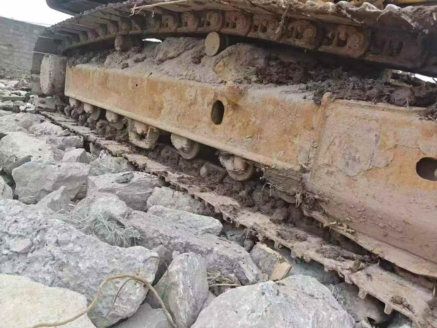 Buy Komatsu PC200-8 Used Excavator / 9