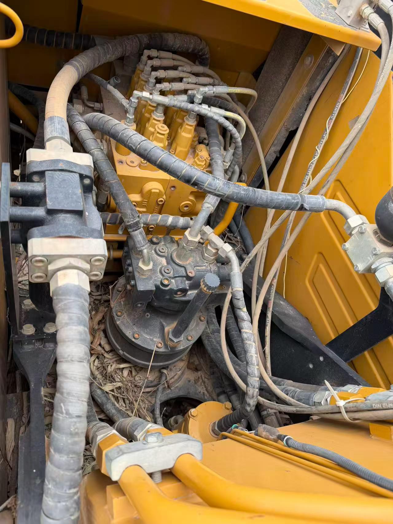 Buy Sany SY135 Used Excavator / 4