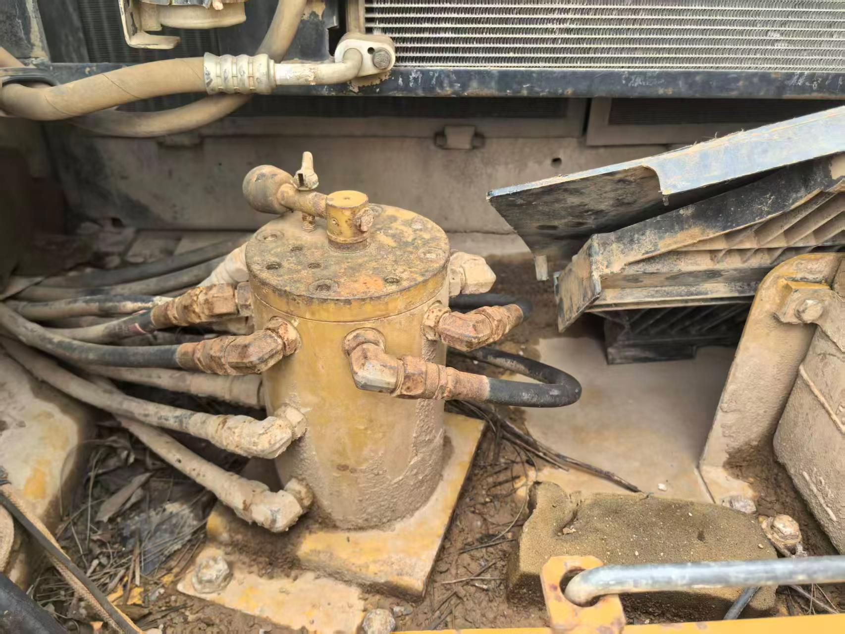 Buy Caterpillar 320D Used Excavator / 4