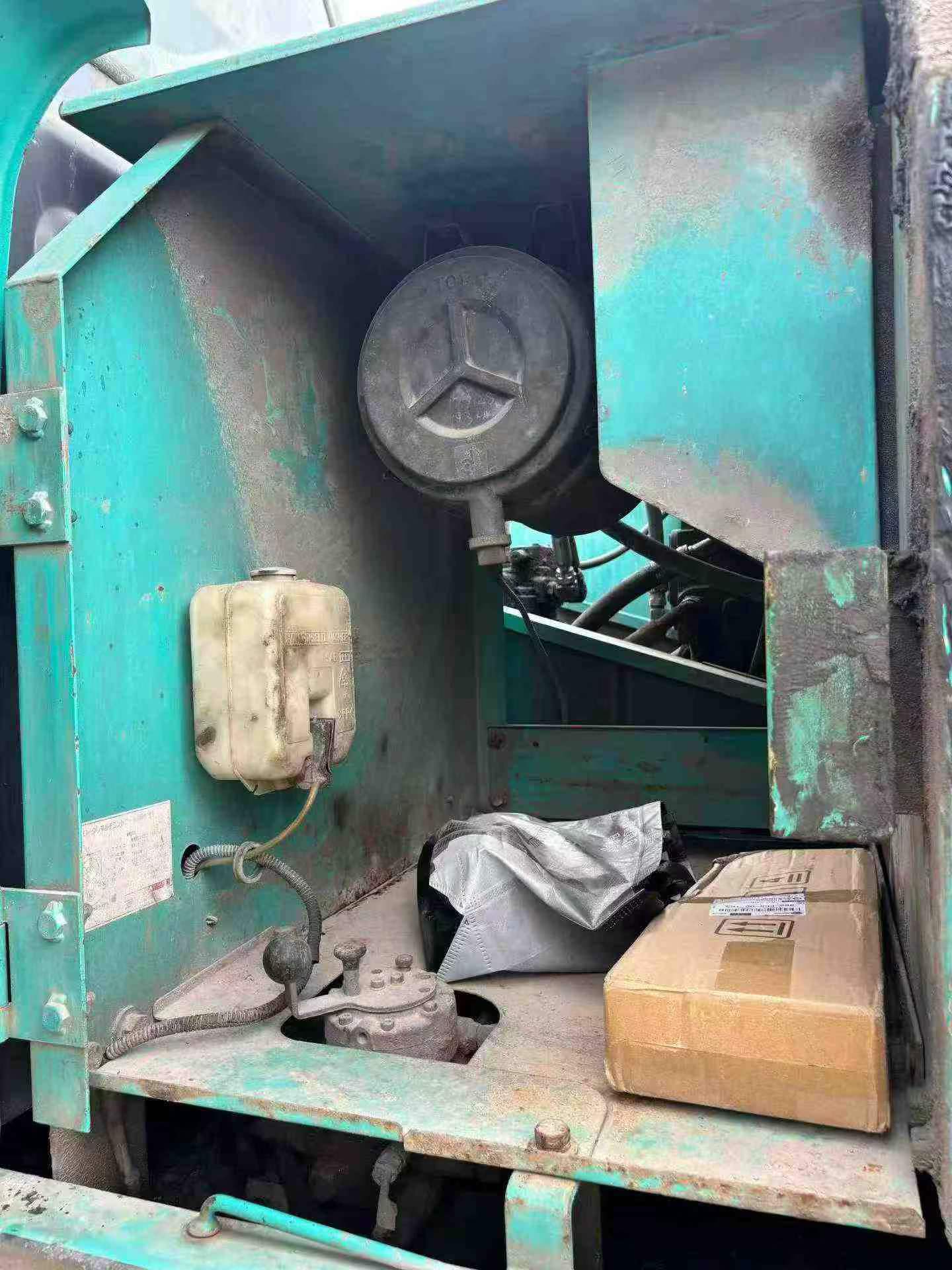 Buy Kobelco SK200-10 Used Excavator / 2
