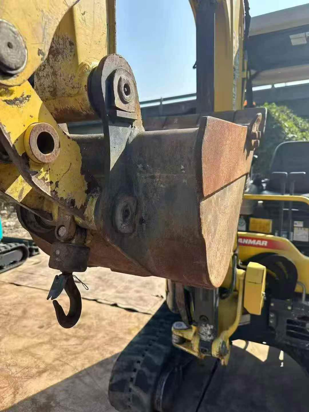 Buy Yanmar vio30 Used Excavator / 8