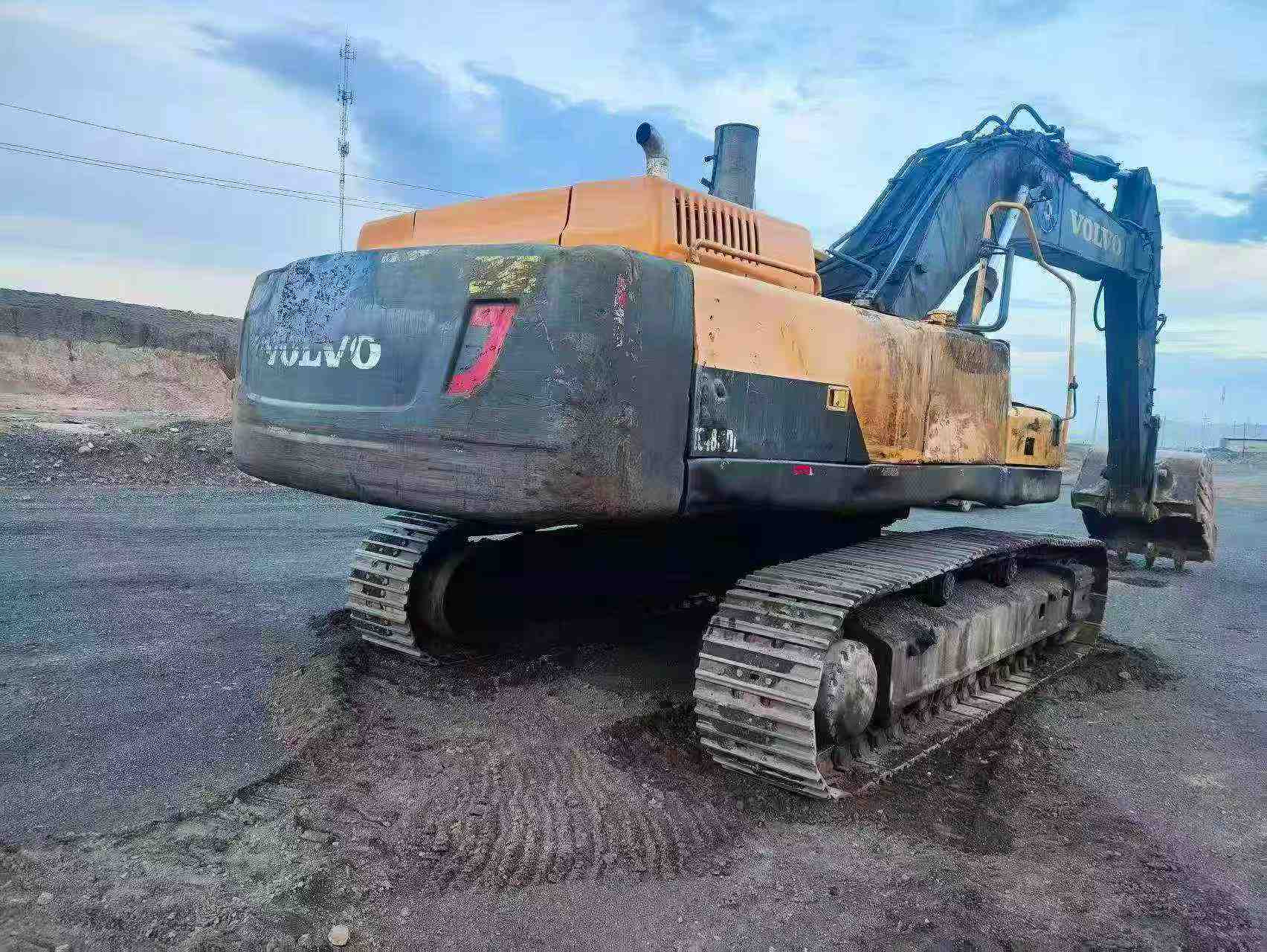 Buy Volvo EC480D Used Excavator / 2