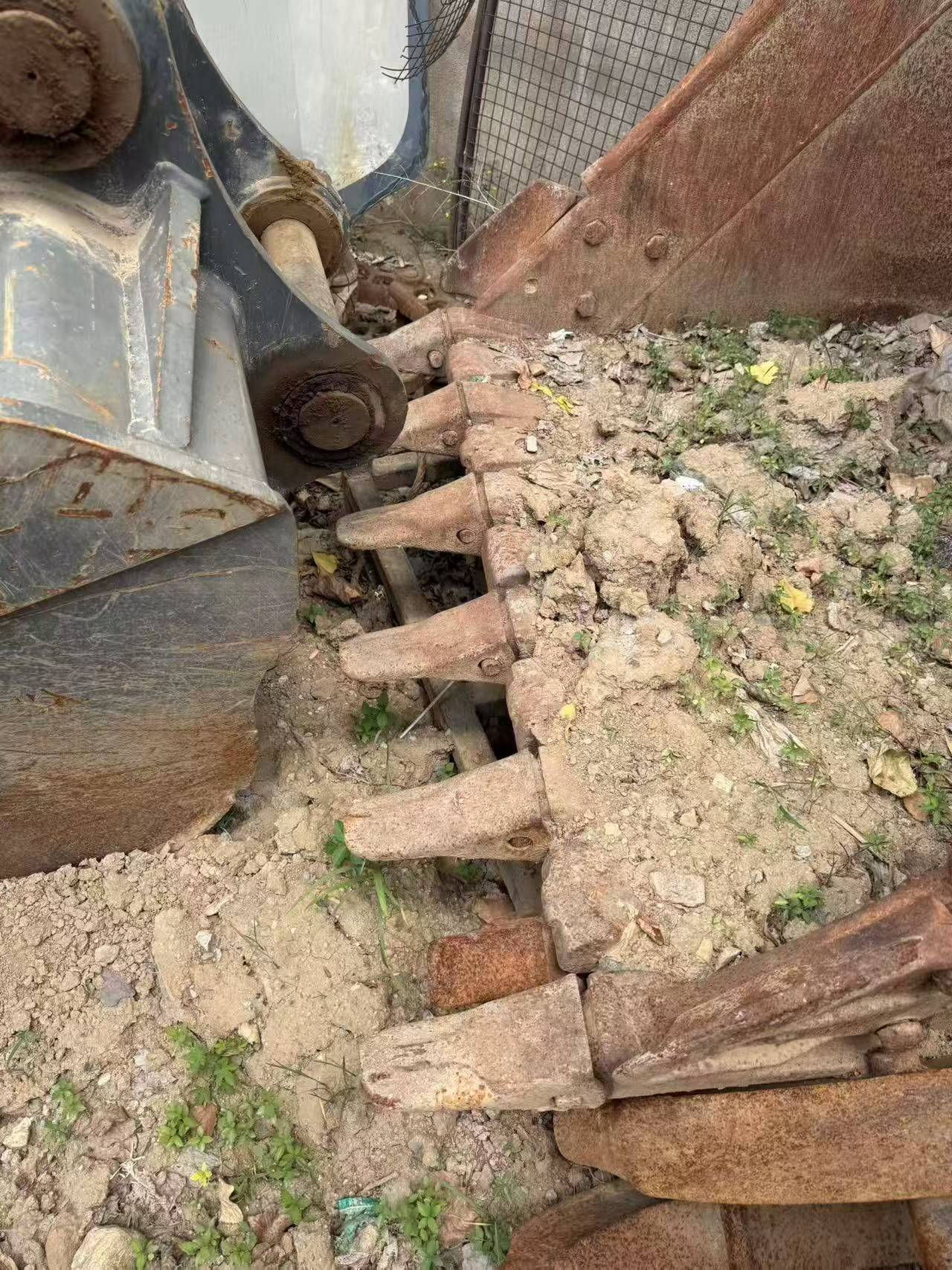 Buy Caterpillar 320A Used Excavator / 6