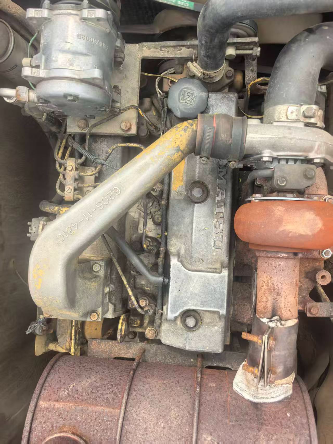 Buy Komatsu PC100-5 Used Excavator / 3