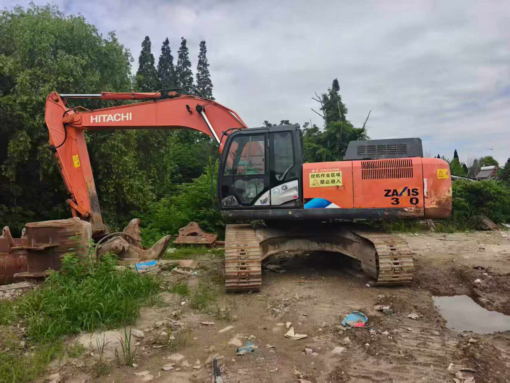Buy Hitachi EX300-5 Used Excavator