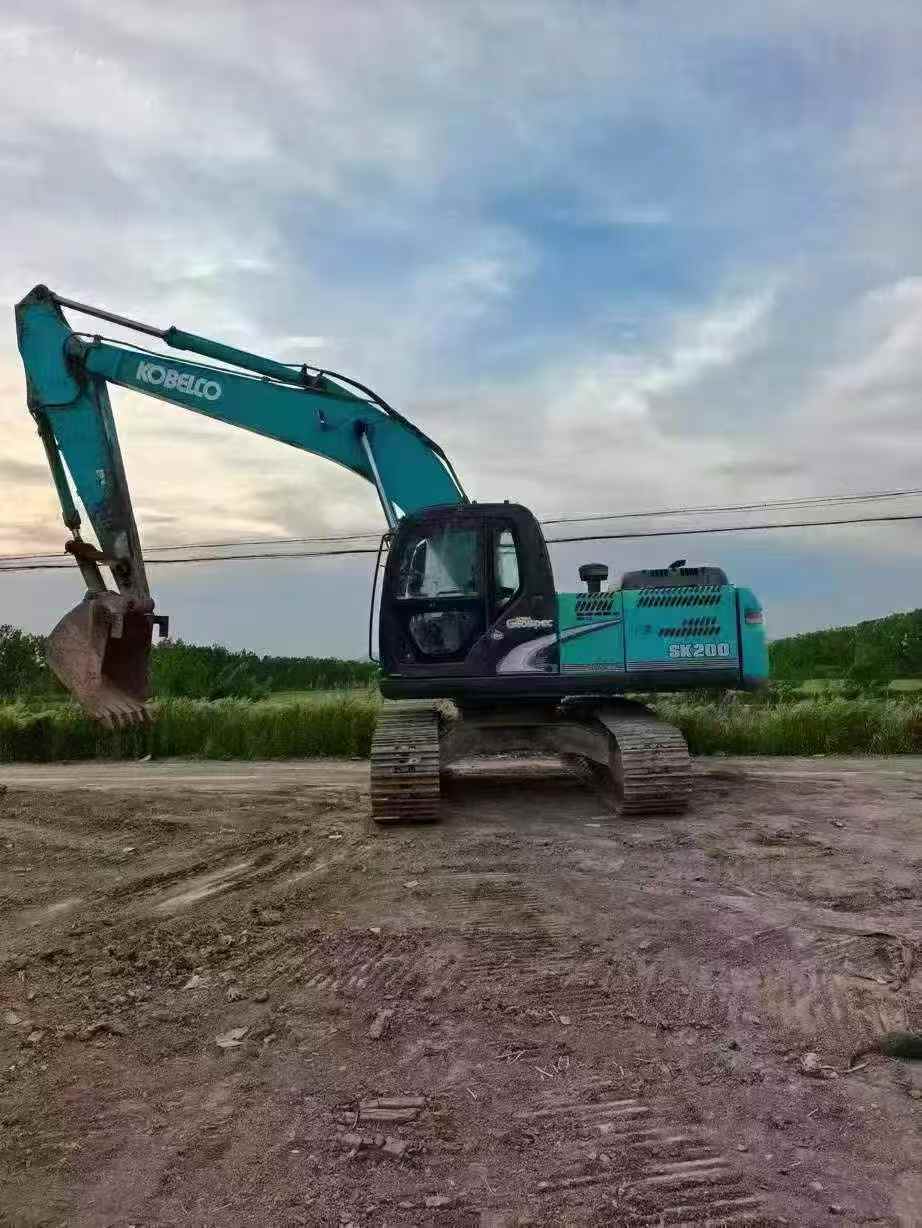 Buy Kobelco SK2008 Used Excavator / 4