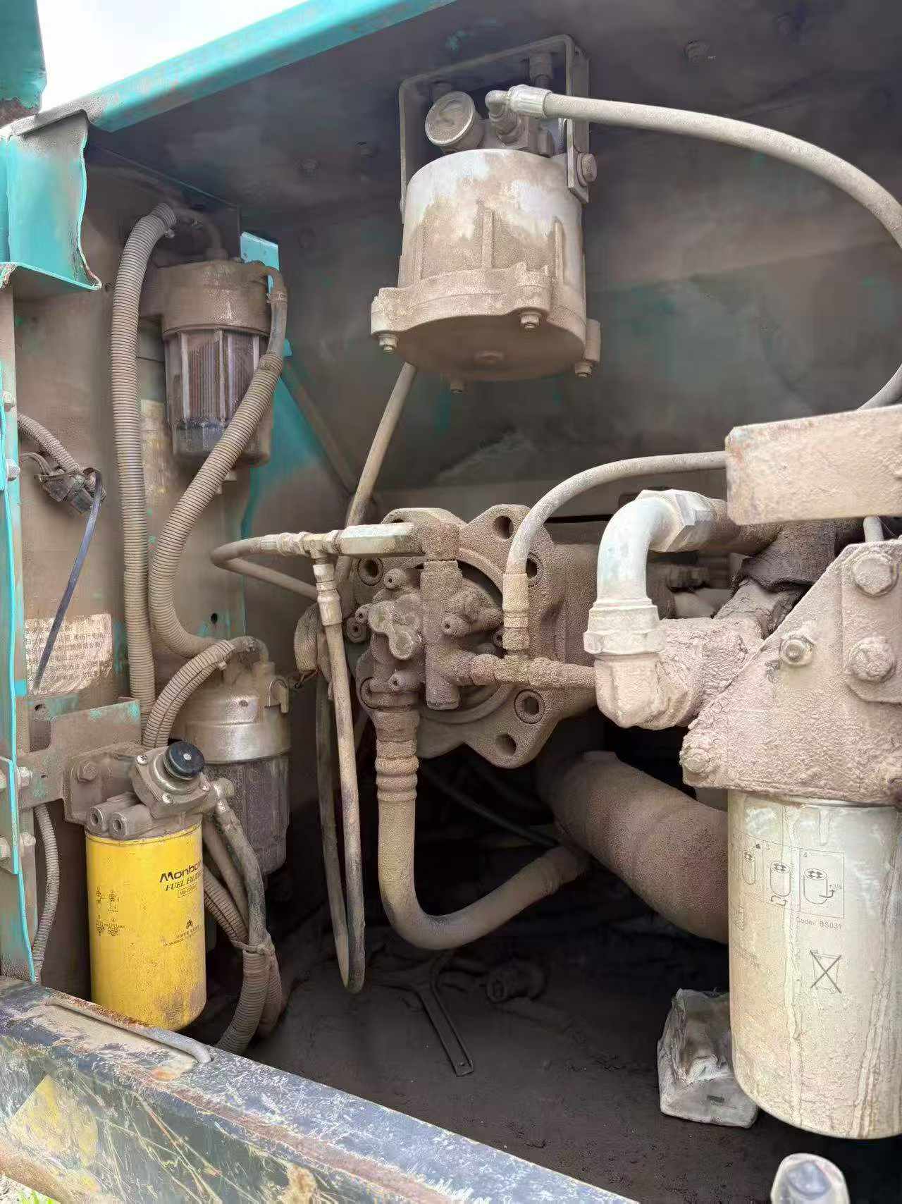 Buy Kobelco SK210 Used Excavator / 2
