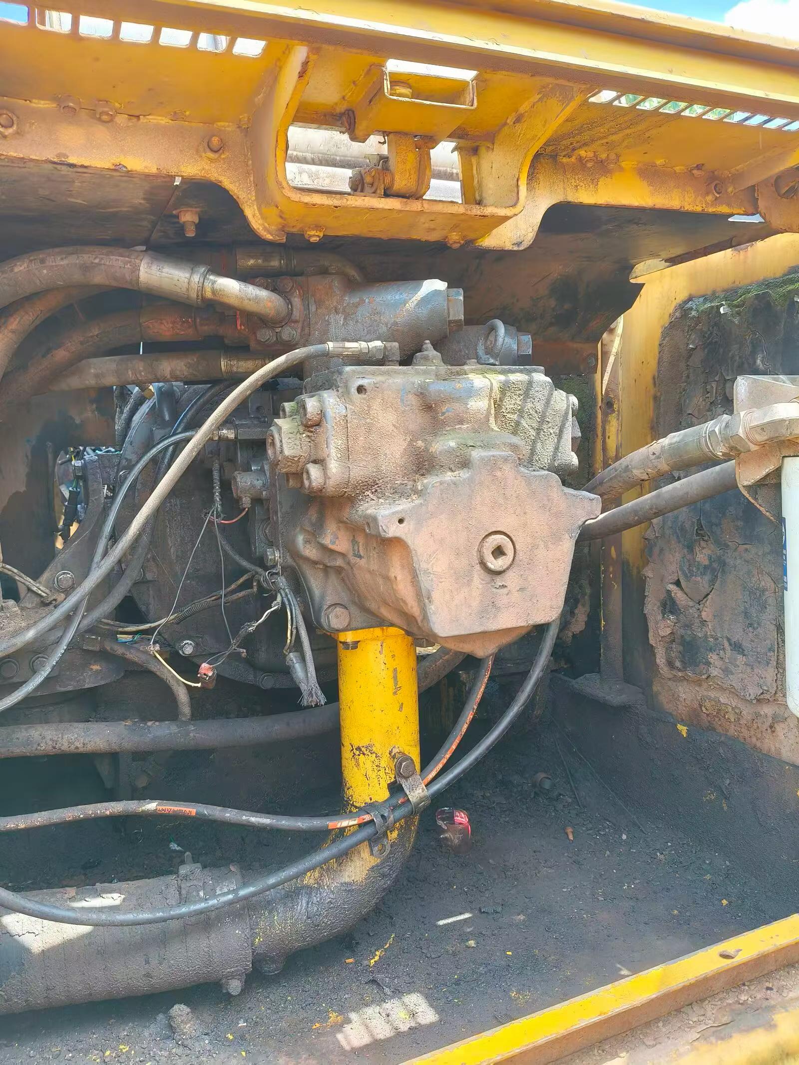 Buy Komatsu PC350-7 Used Excavator / 3