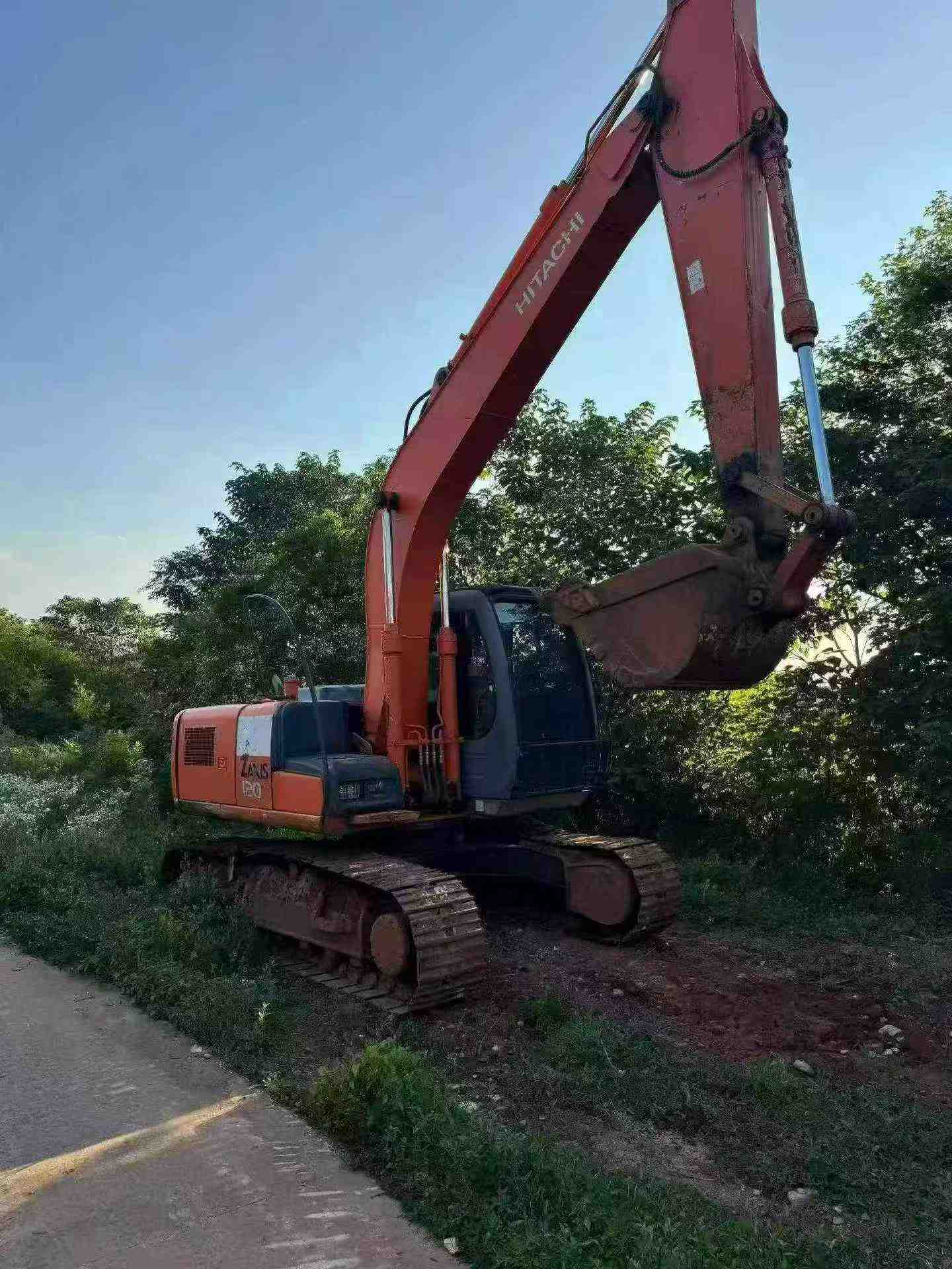 Buy Hitachi EX120-6 Used Excavator / 3