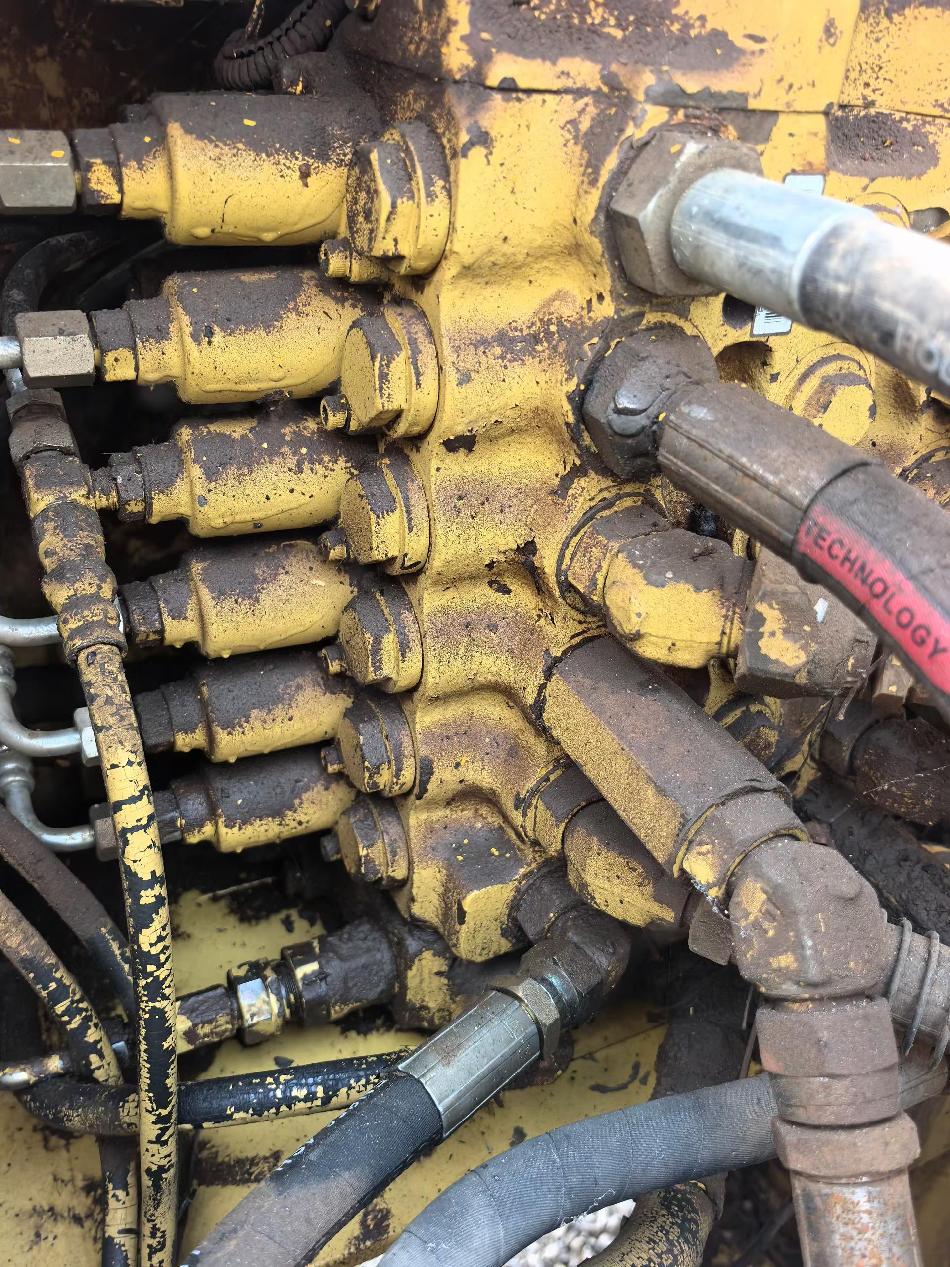 Buy Komatsu PC100-6 Used Excavator / 4