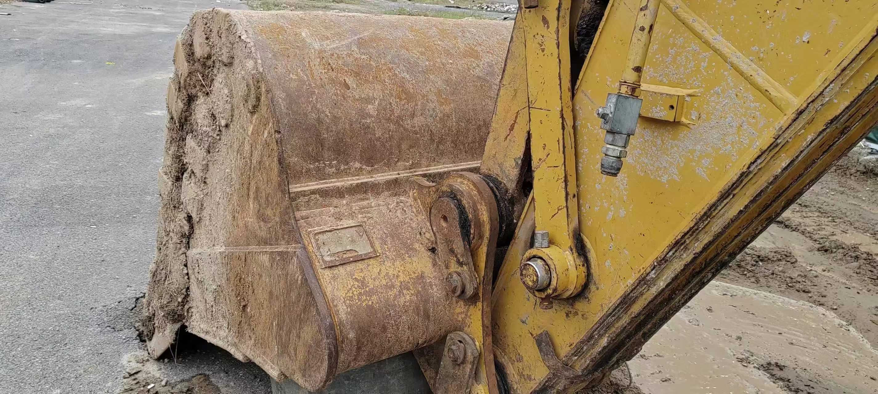 Buy Caterpillar 326DL Used Excavator / 4