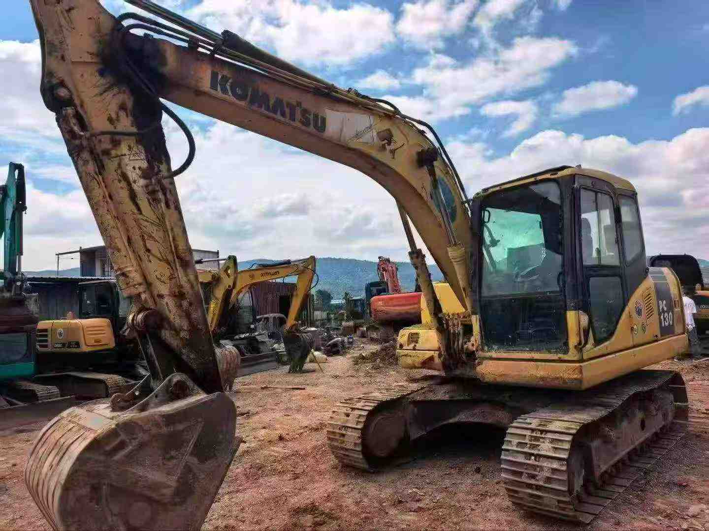 Buy Komatsu PC130 Used Excavator / 3