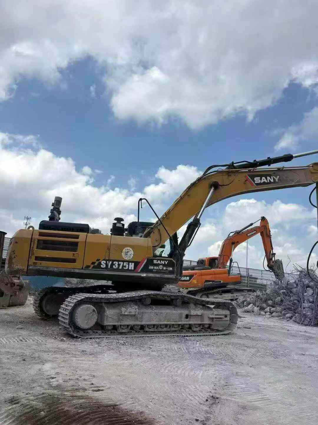 Buy Sany SY365C Used Excavator / 4