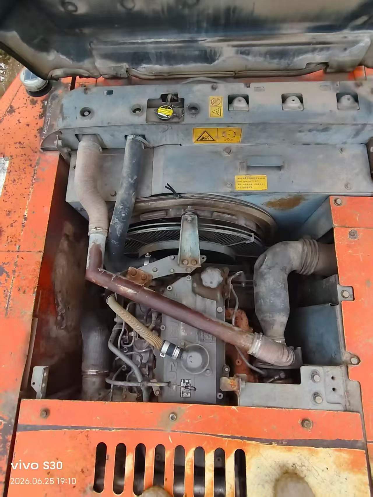 Buy Hitachi ZX210LC-3 Used Excavator / 3