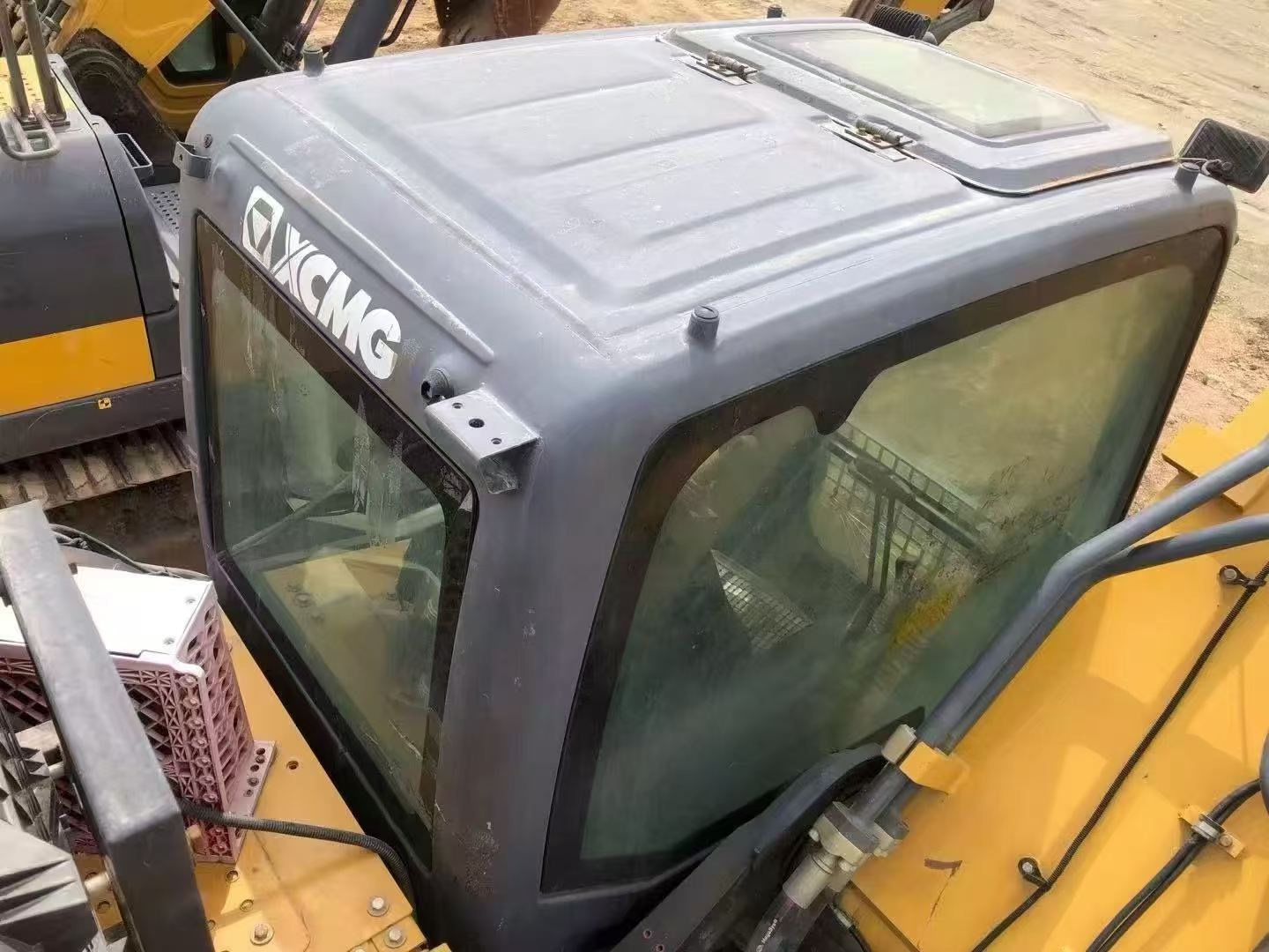 Buy XCMG XE370 Used Excavator / 3