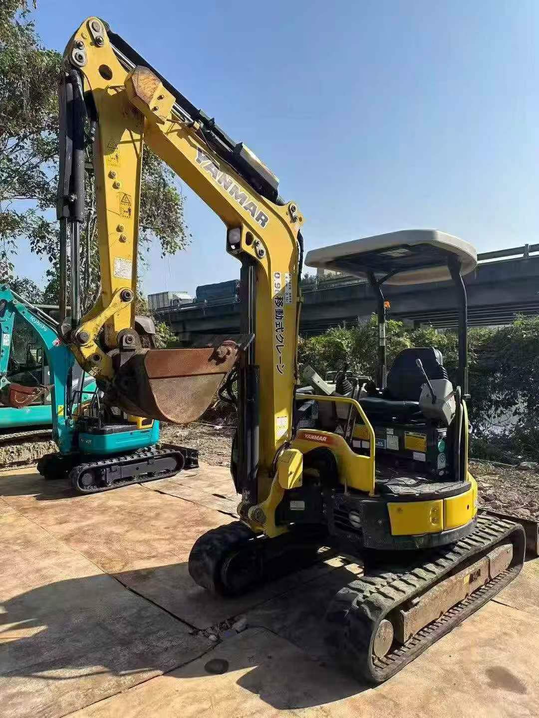 Buy Yanmar vio30 Used Excavator / 6