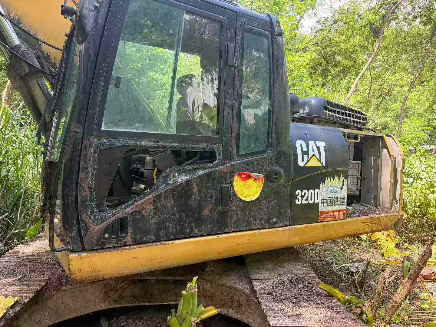 Buy Caterpillar 320D Used Excavator / 2