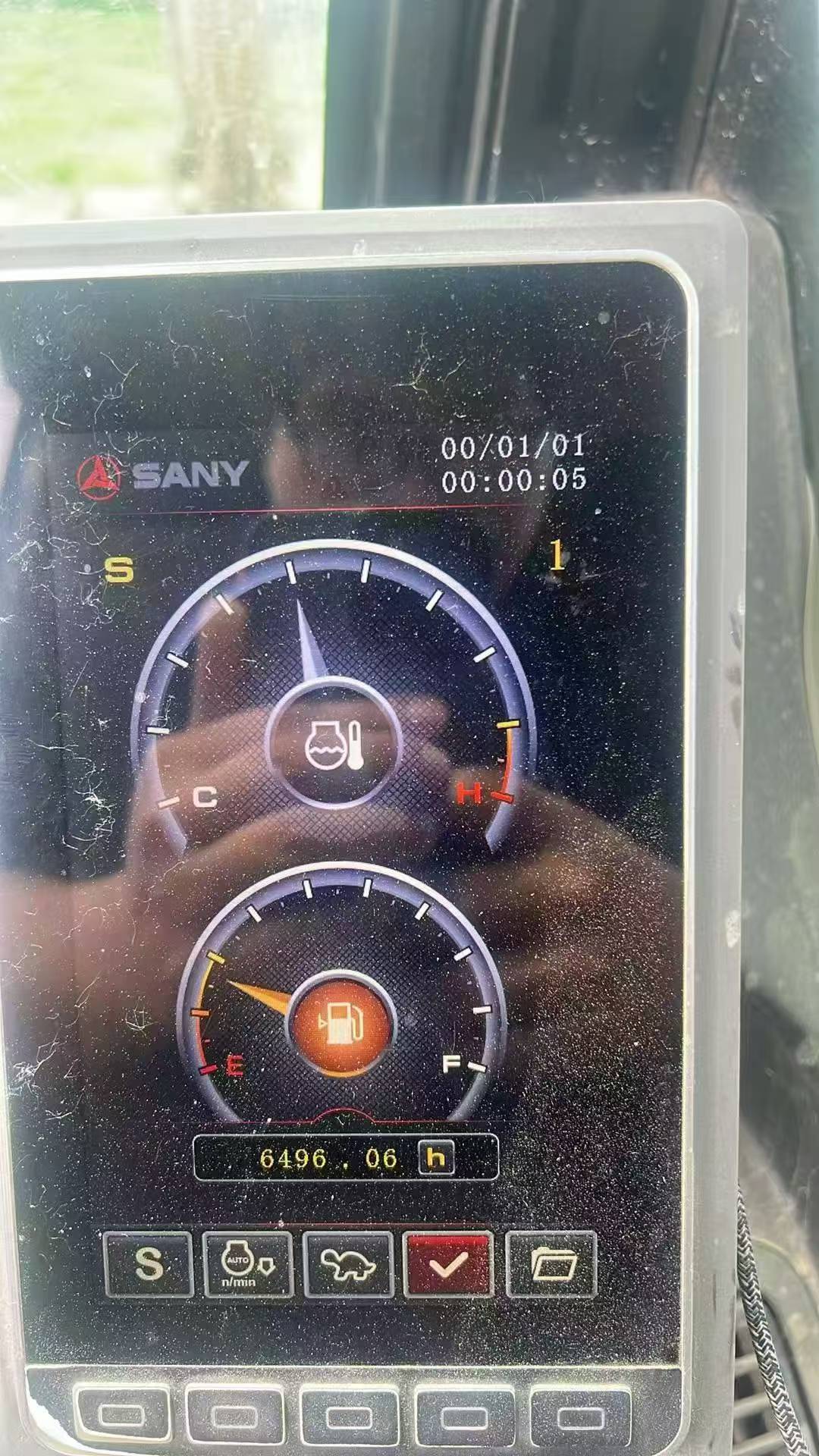 Buy Sany SY205C-8 Used Excavator / 5