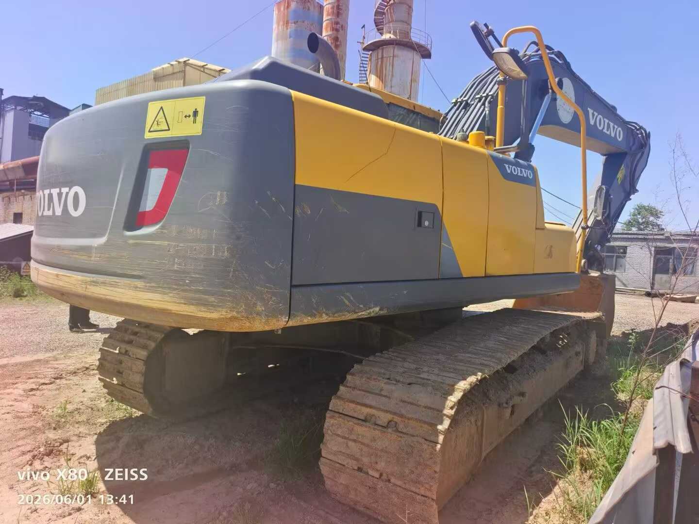 Buy Volvo EC200 Used Excavator / 3