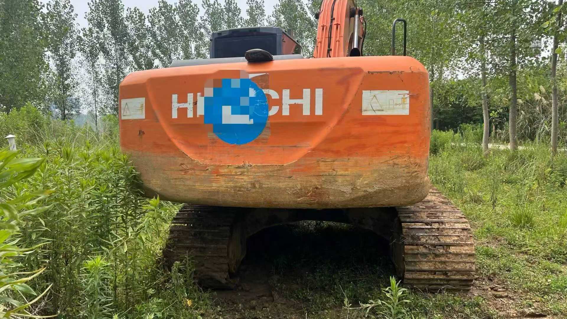 Buy Hitachi EX200-5 Used Excavator / 6