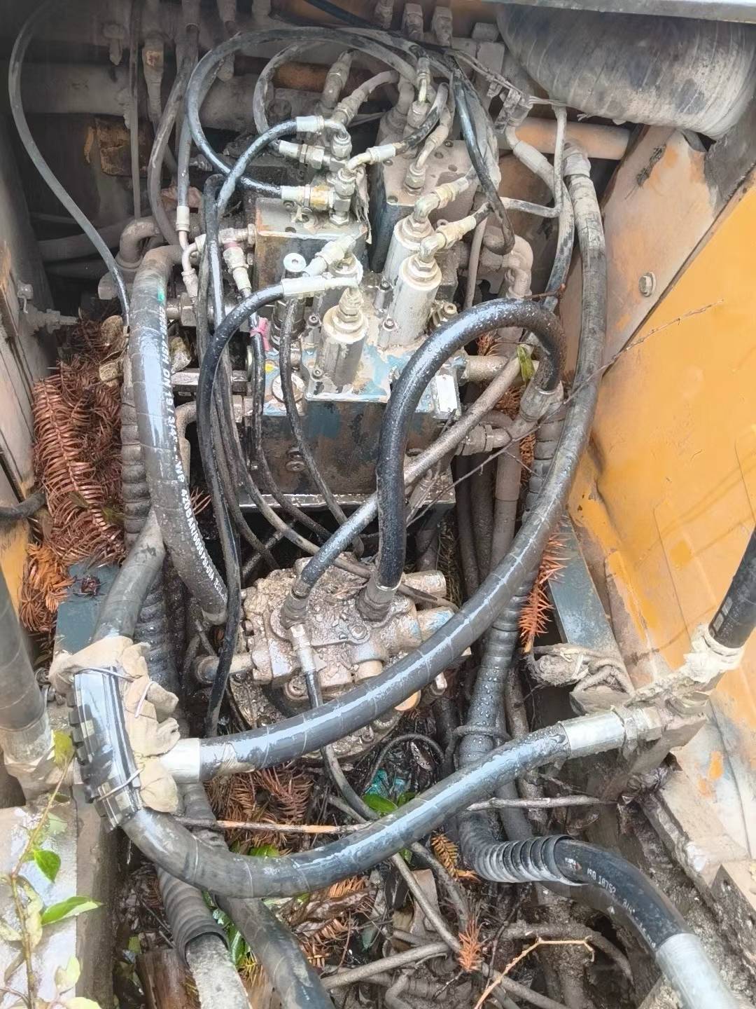 Buy Hyundai R150-7 Used Excavator / 5