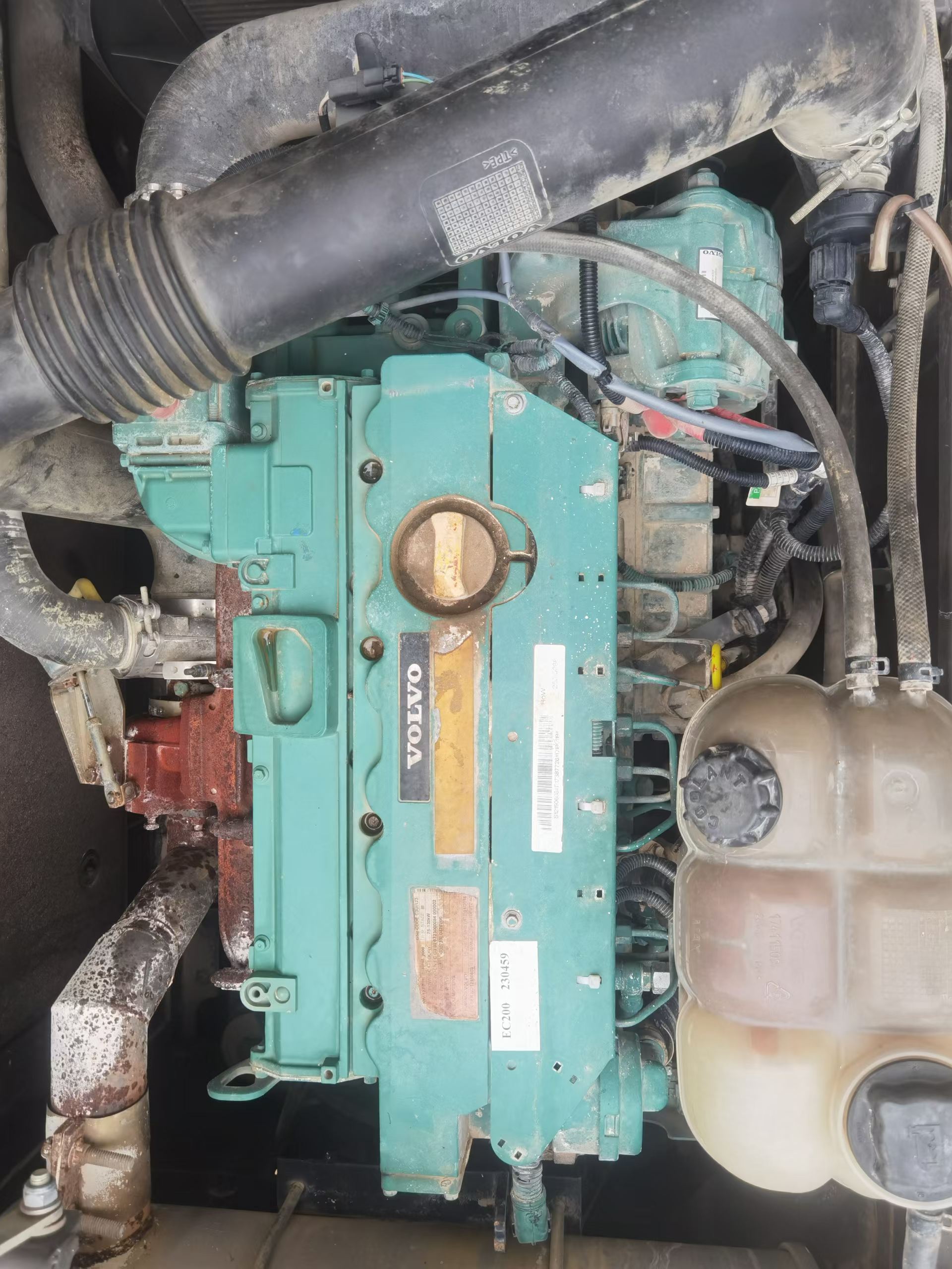 Buy Volvo EC200 Used Excavator / 2
