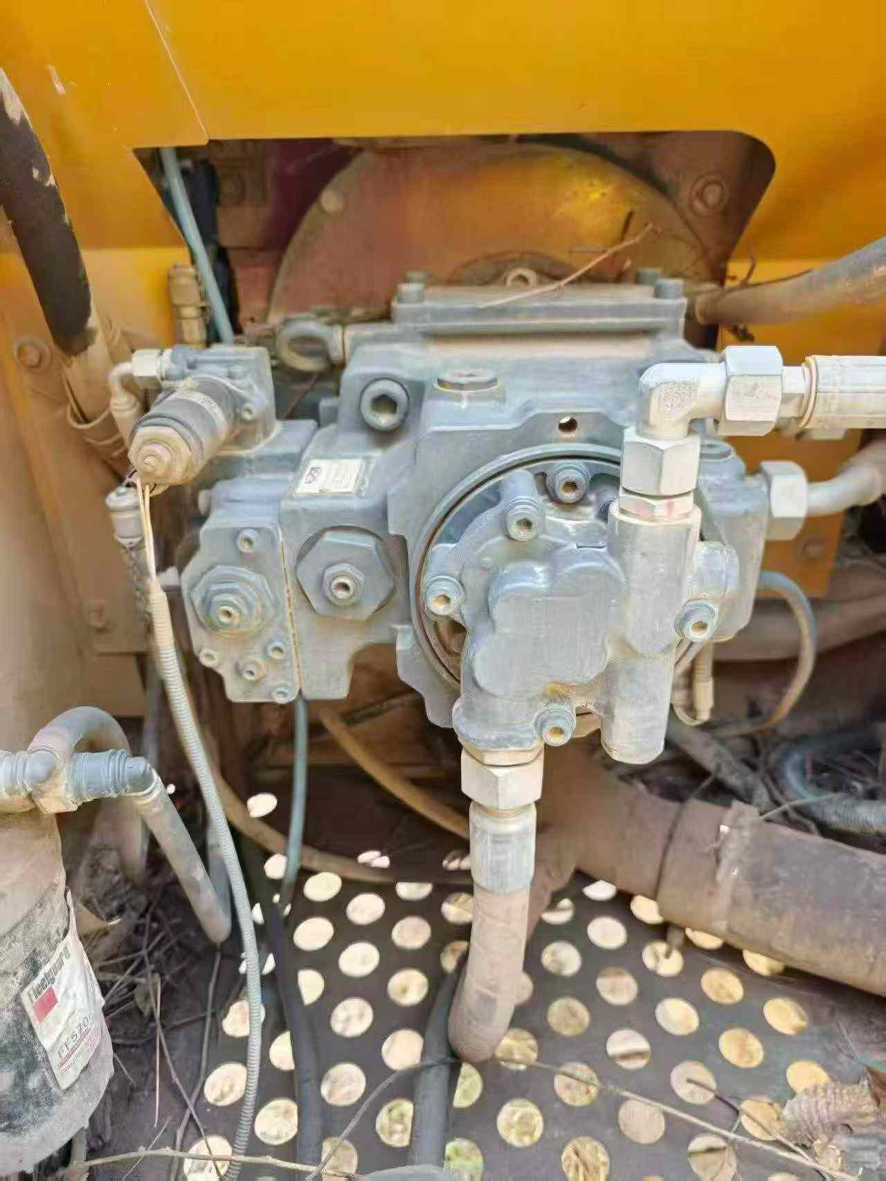 Buy XCMG XE150 Used Excavator / 6