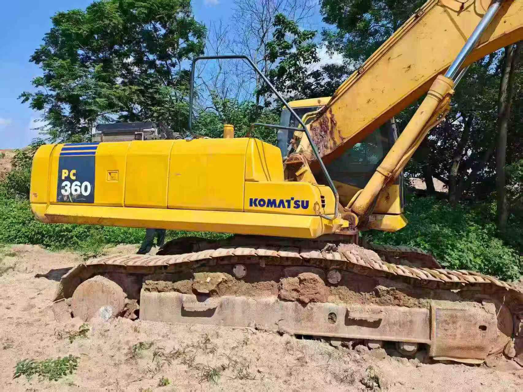 Buy Komatsu PC360-7 Used Excavator / 4