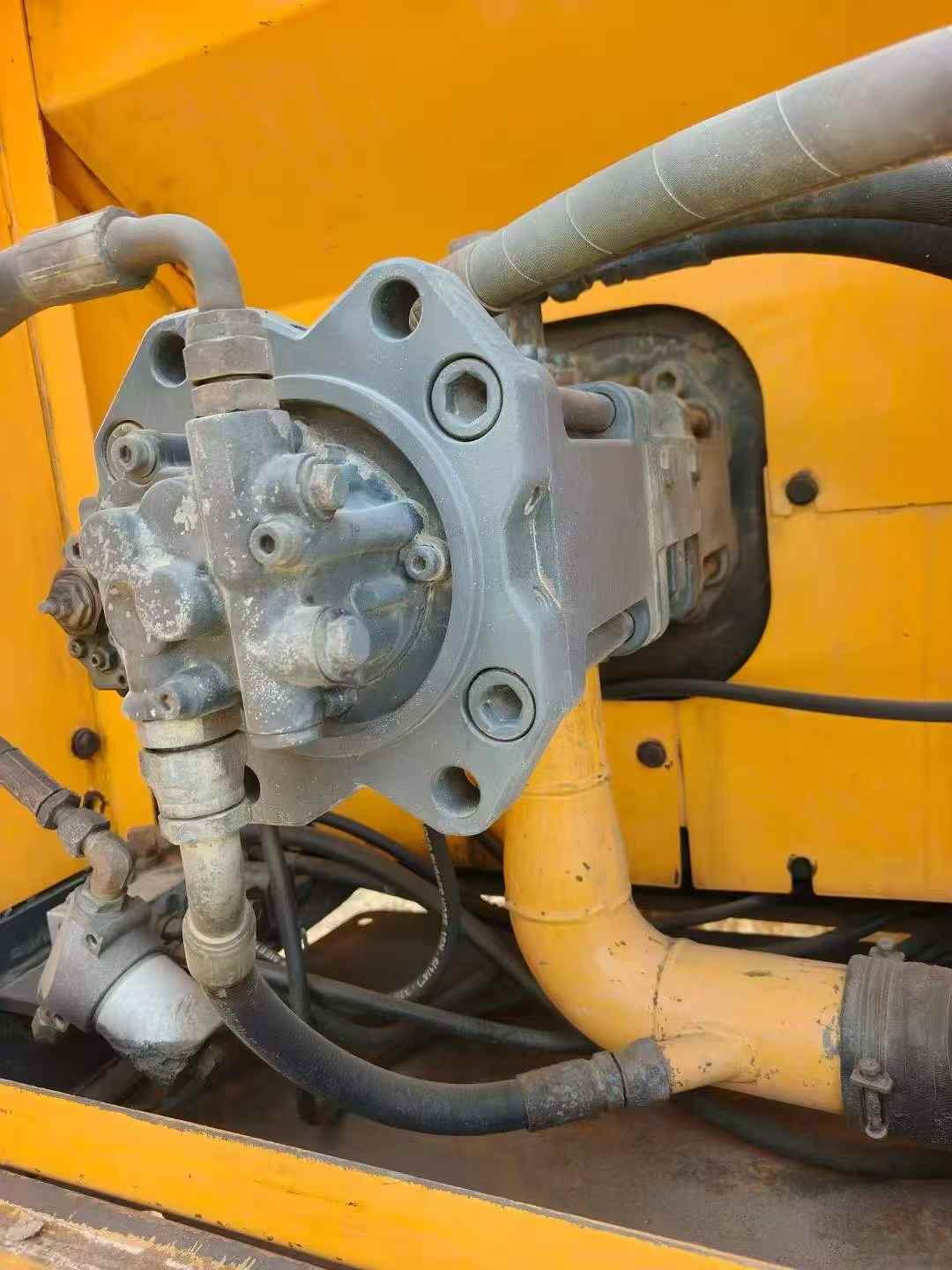 Buy Hyundai R215-7 Used Excavator / 7