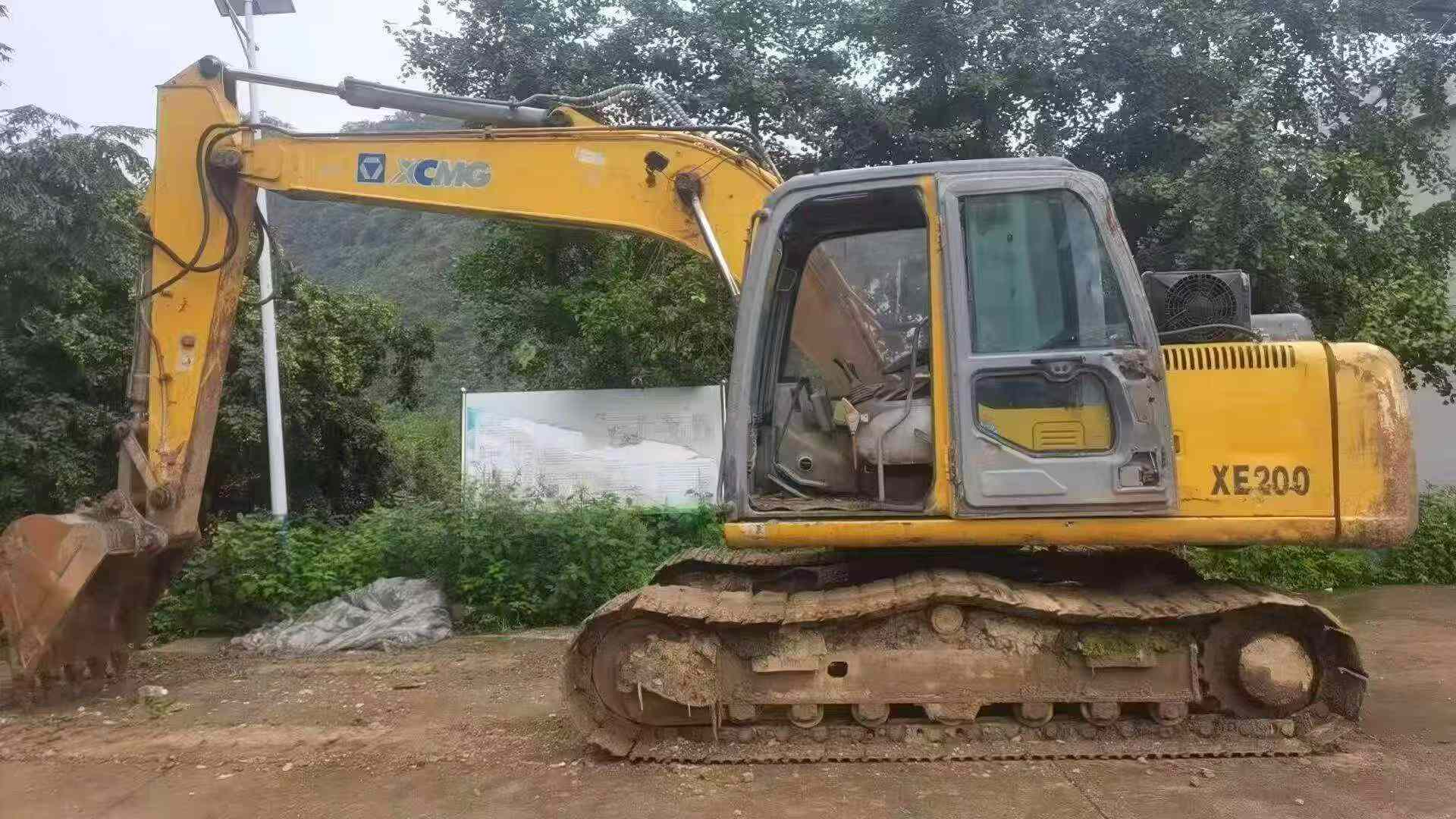 Buy XCMG LW150FV Used Excavator / 4