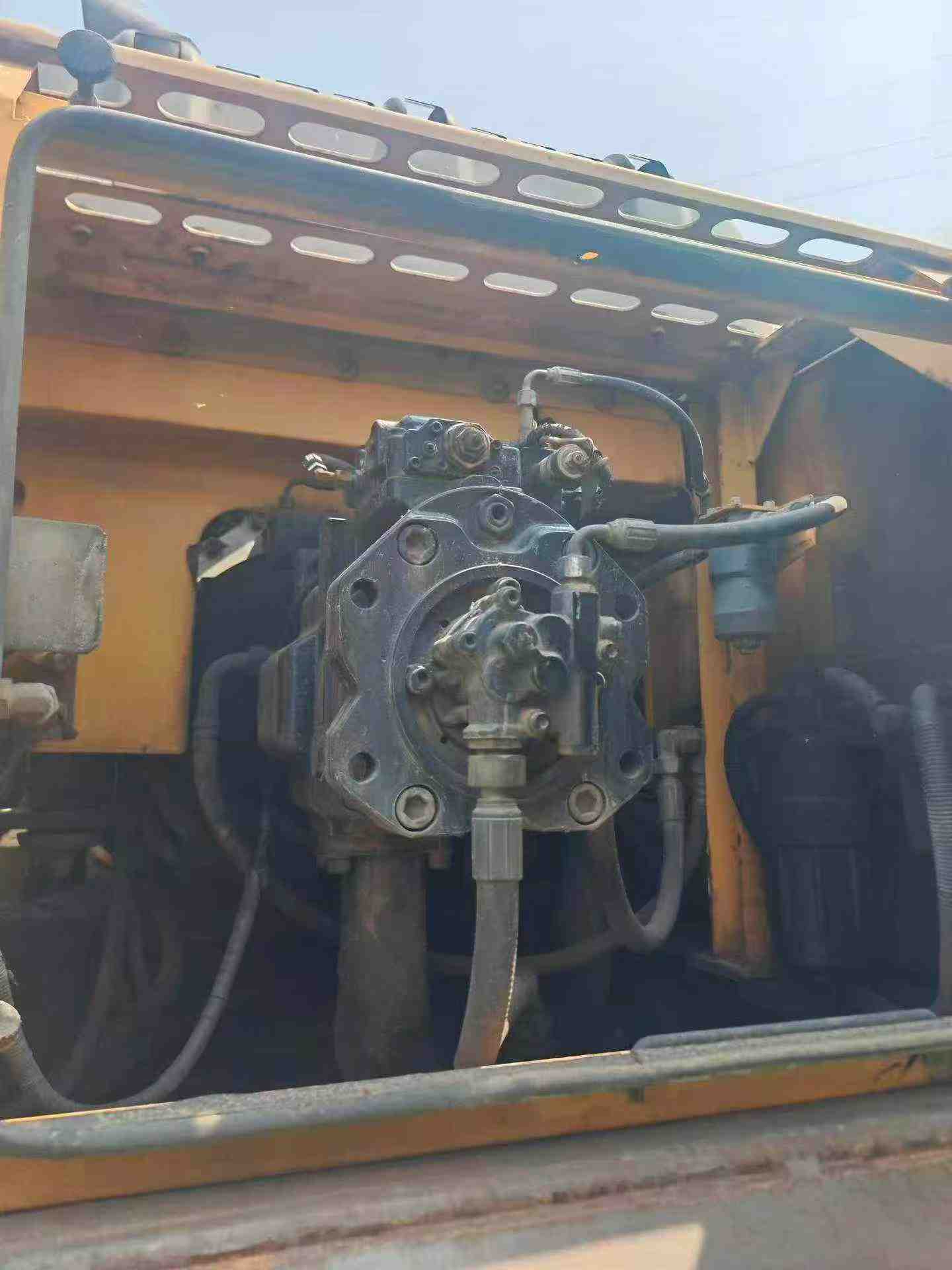 Buy Sany SY305C Used Excavator / 2