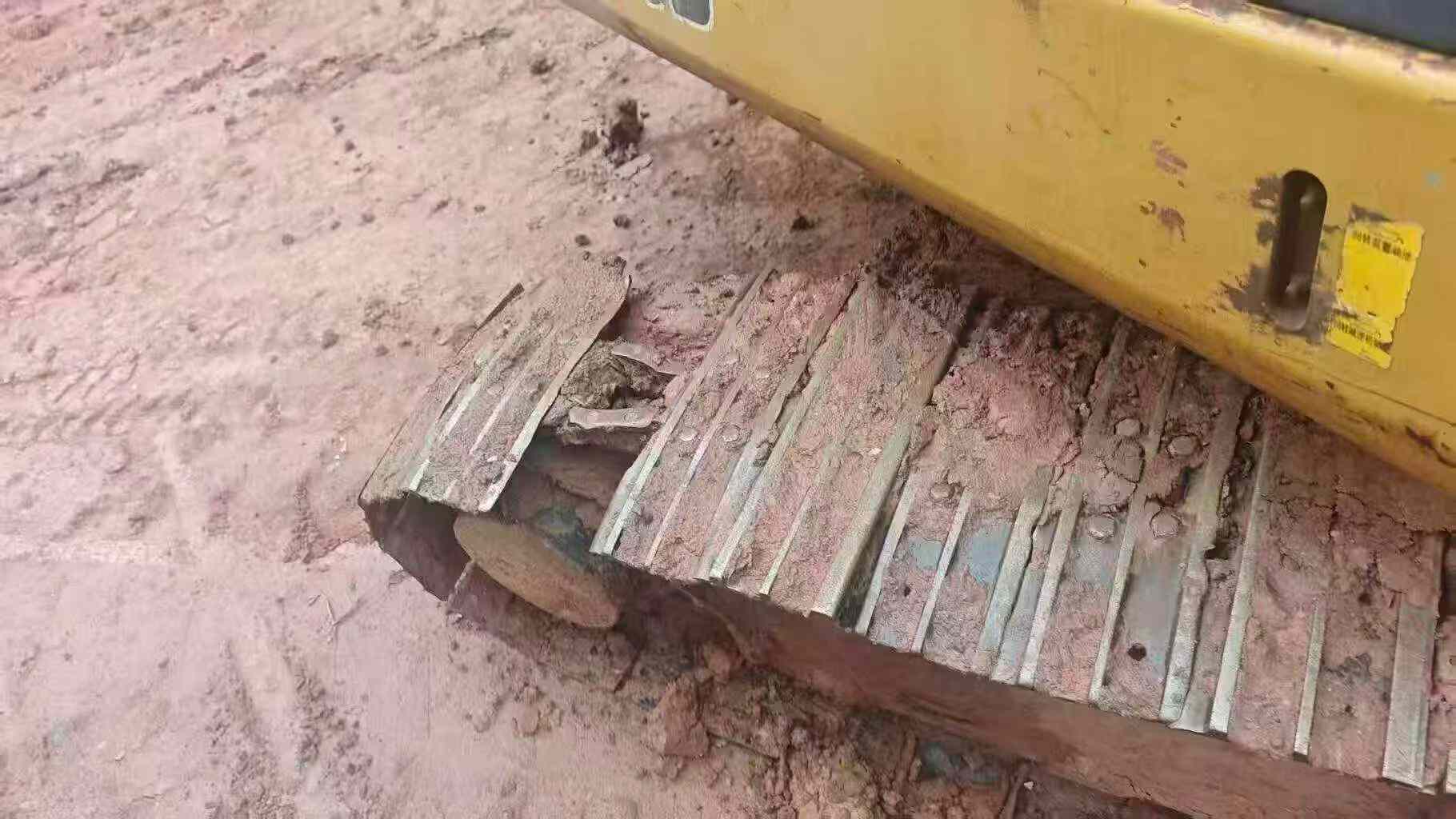 Buy XCMG LW60G Used Excavator / 2