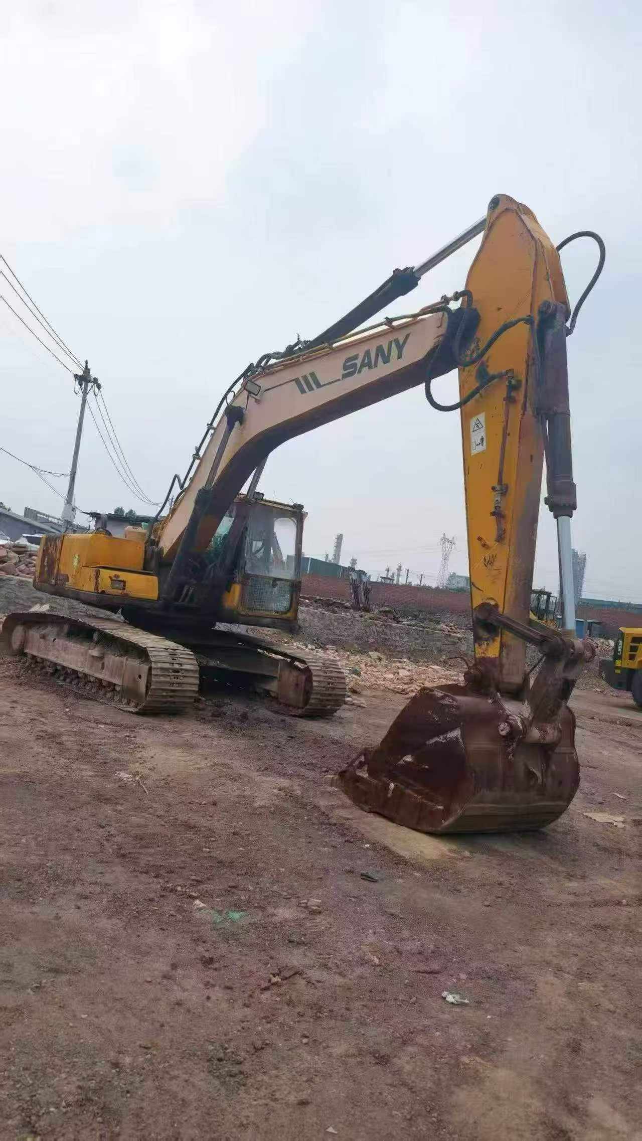 Buy Sany SY235C Used Excavator / 3