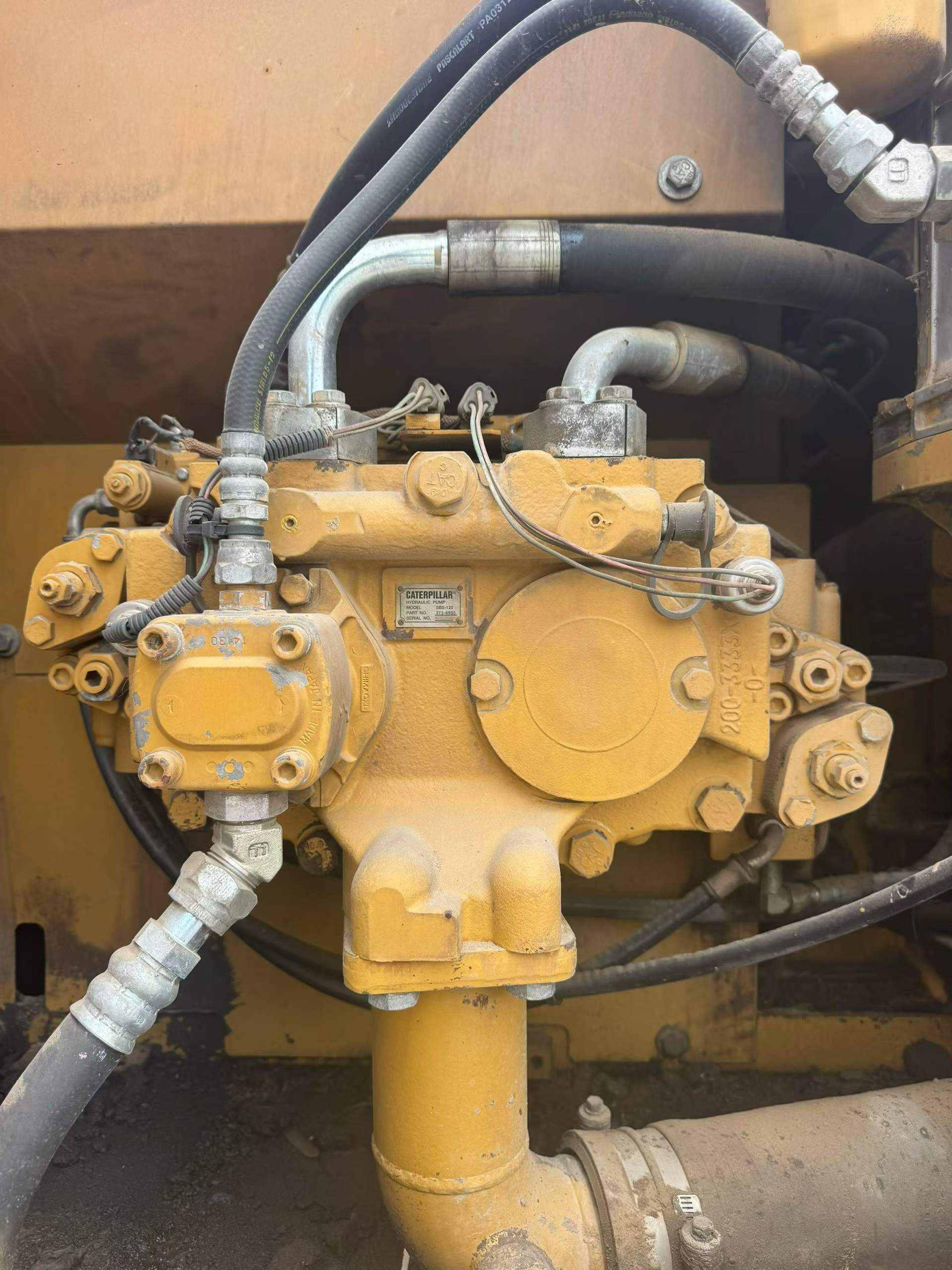 Buy Caterpillar 323DL Used Excavator / 5