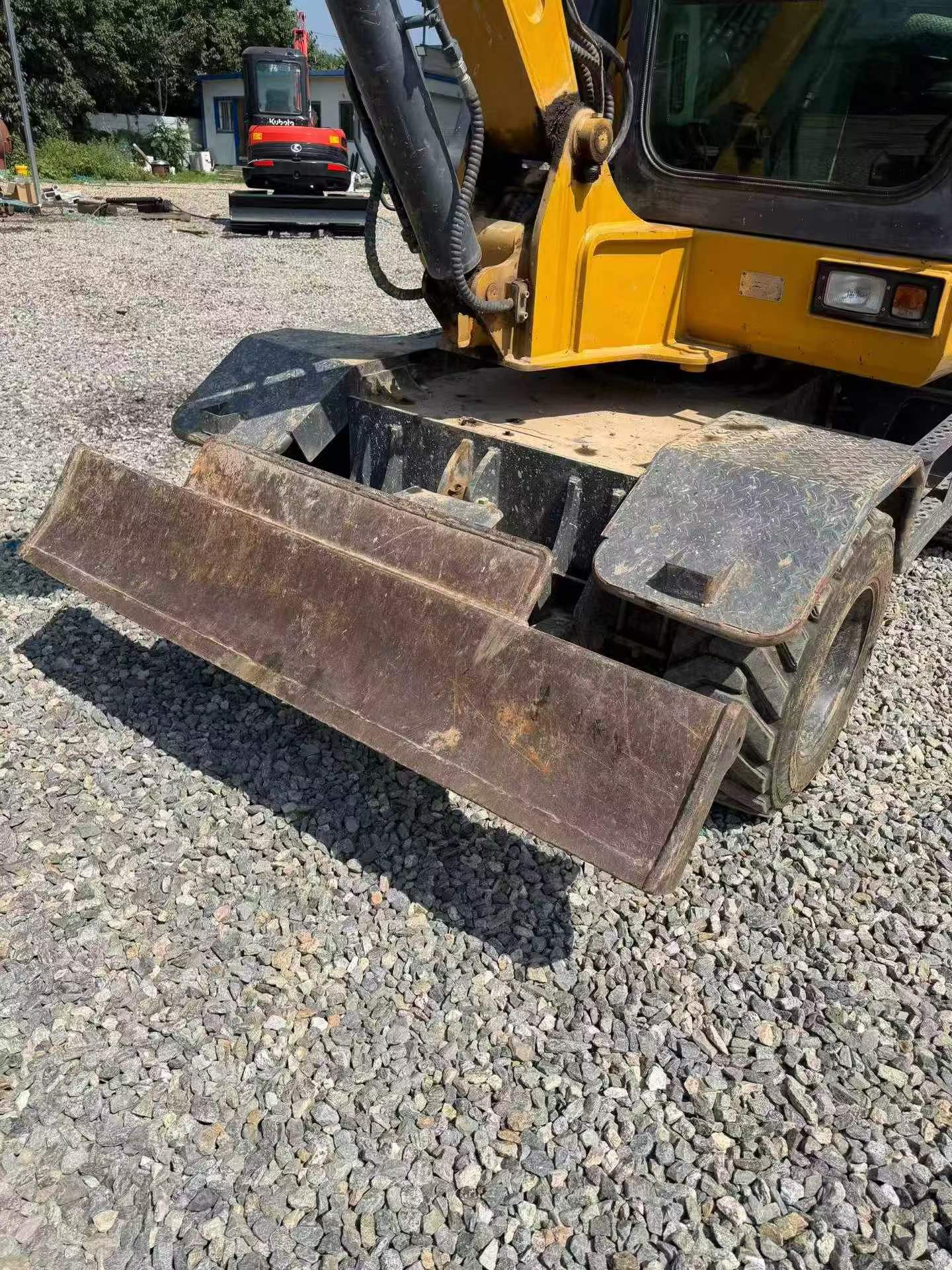 Buy XCMG LW60G Used Loader / 8