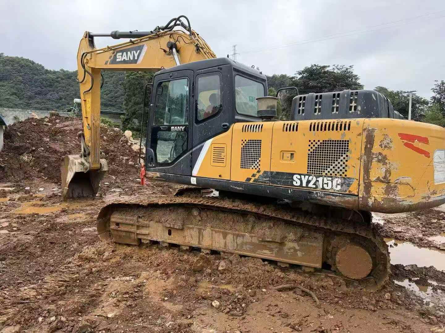 Buy Sany SY215C Used Excavator / 3