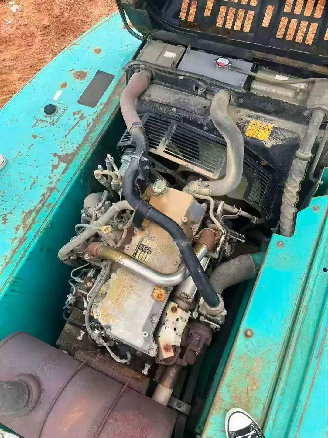 Buy Kobelco SK270D Used Excavator / 5
