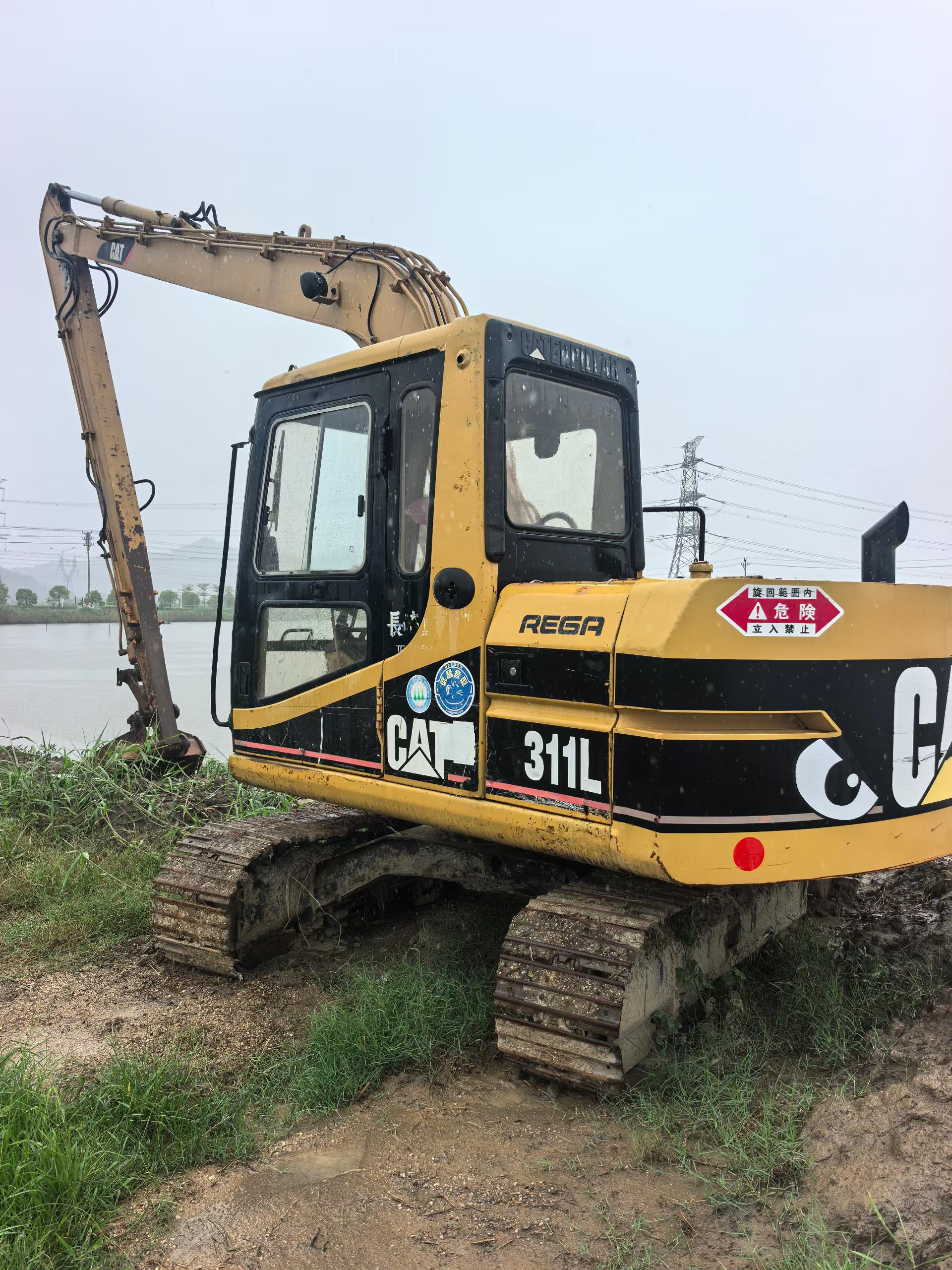 Buy Caterpillar 307B Used Excavator / 8