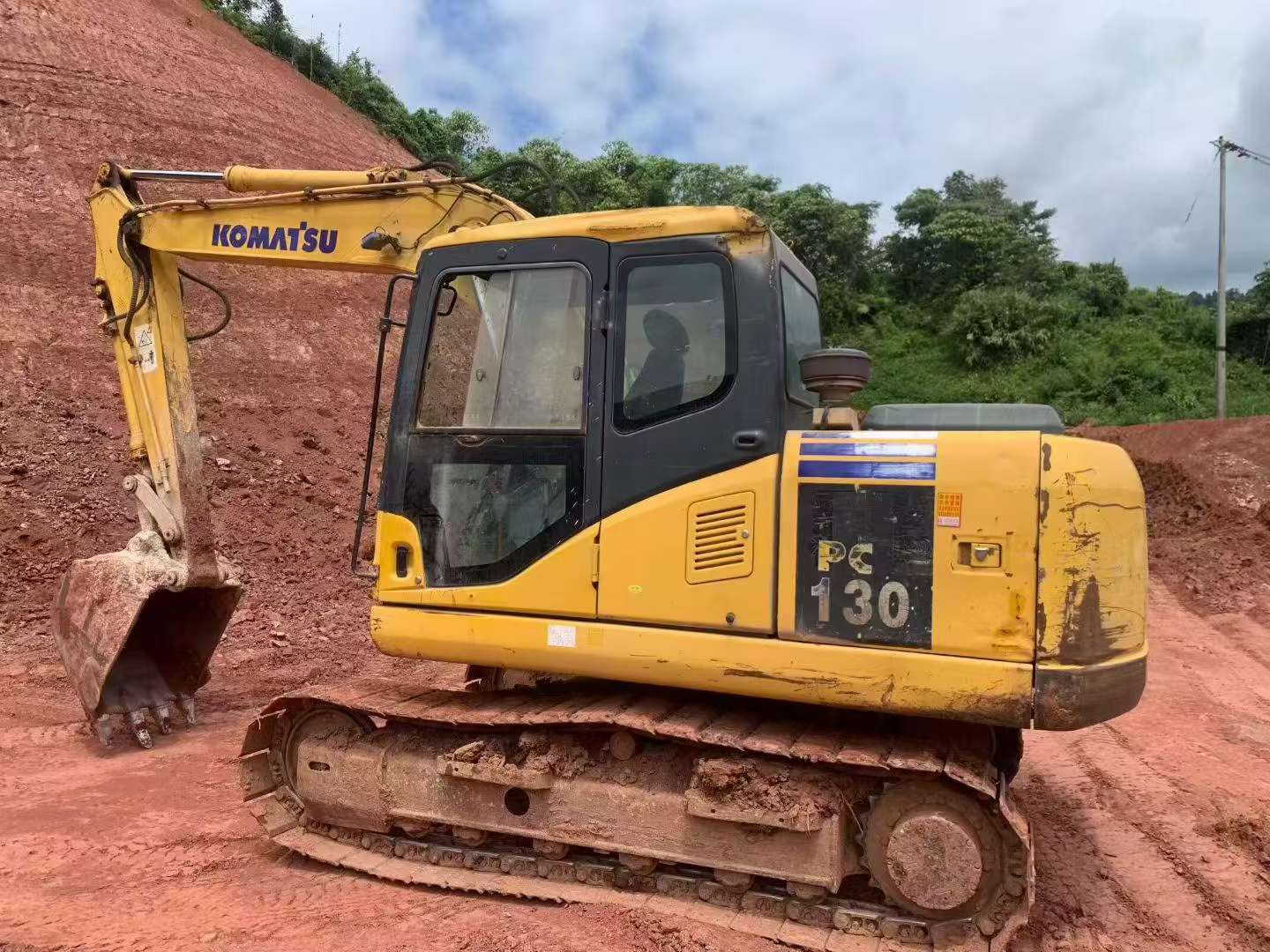 Buy Komatsu PC110-7 Used Excavator / 2