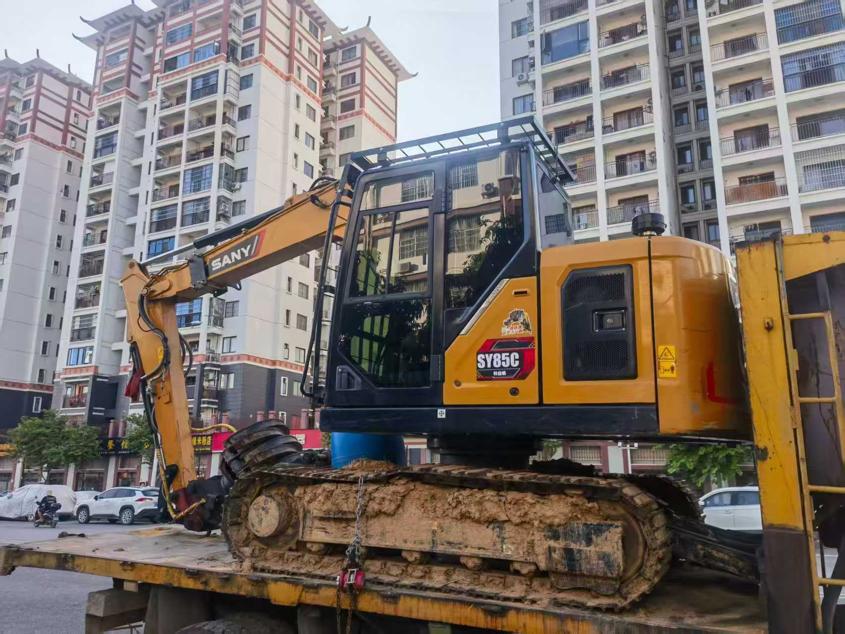 Buy Sany SY85 Used Excavator / 3