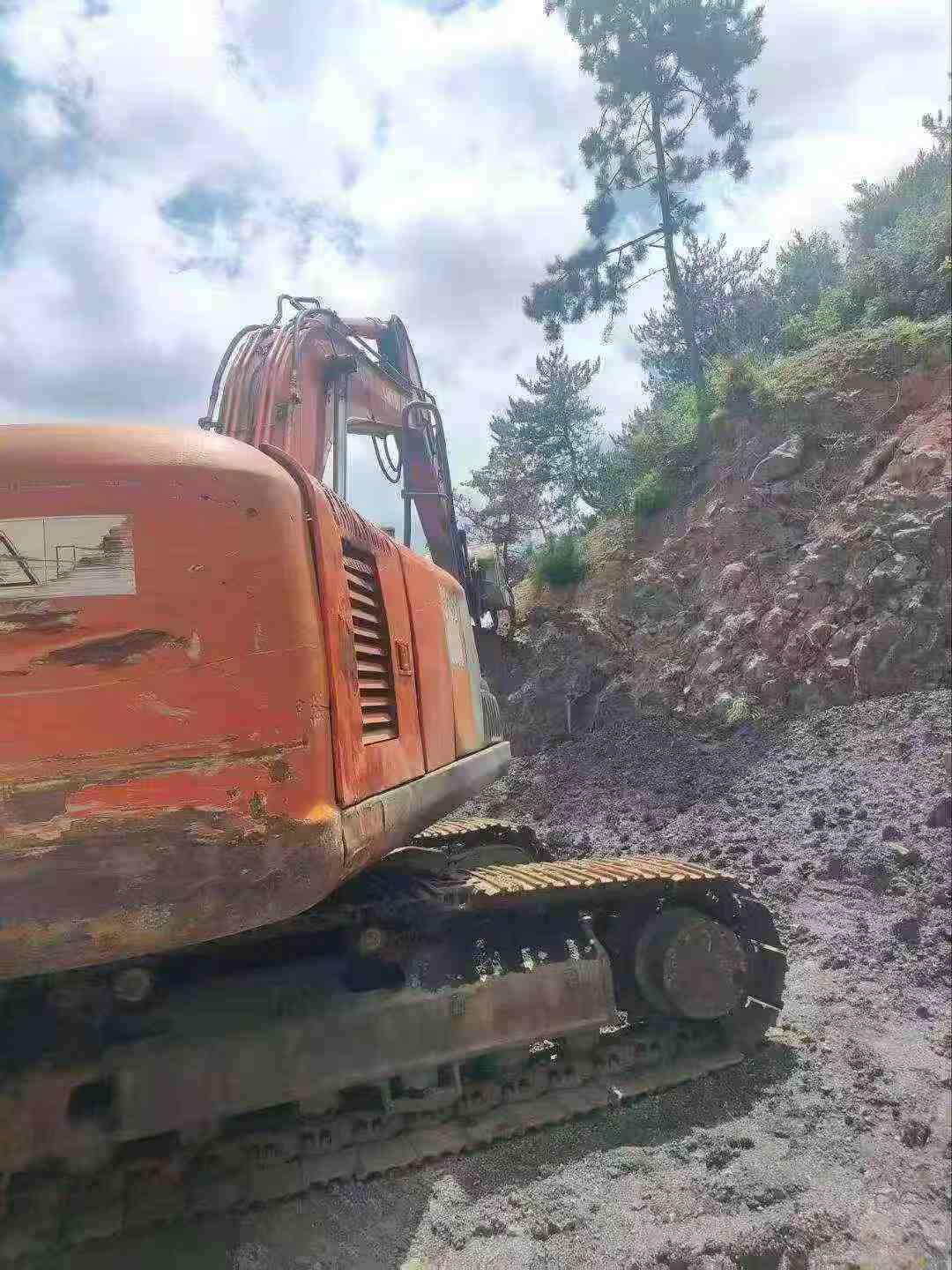 Buy Hitachi ZW250 Used Excavator / 4