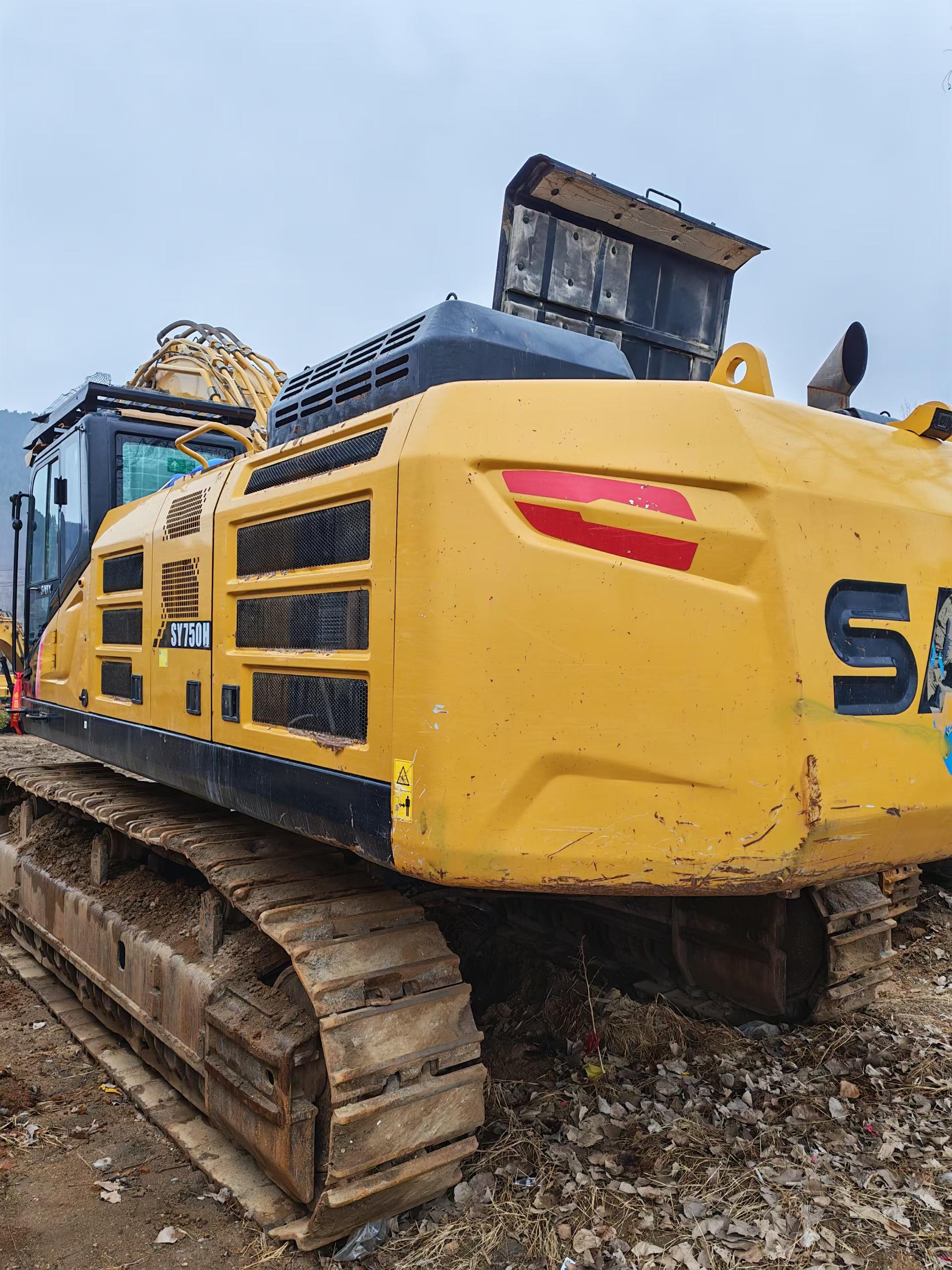 Buy Sany SY650H Used Excavator / 7