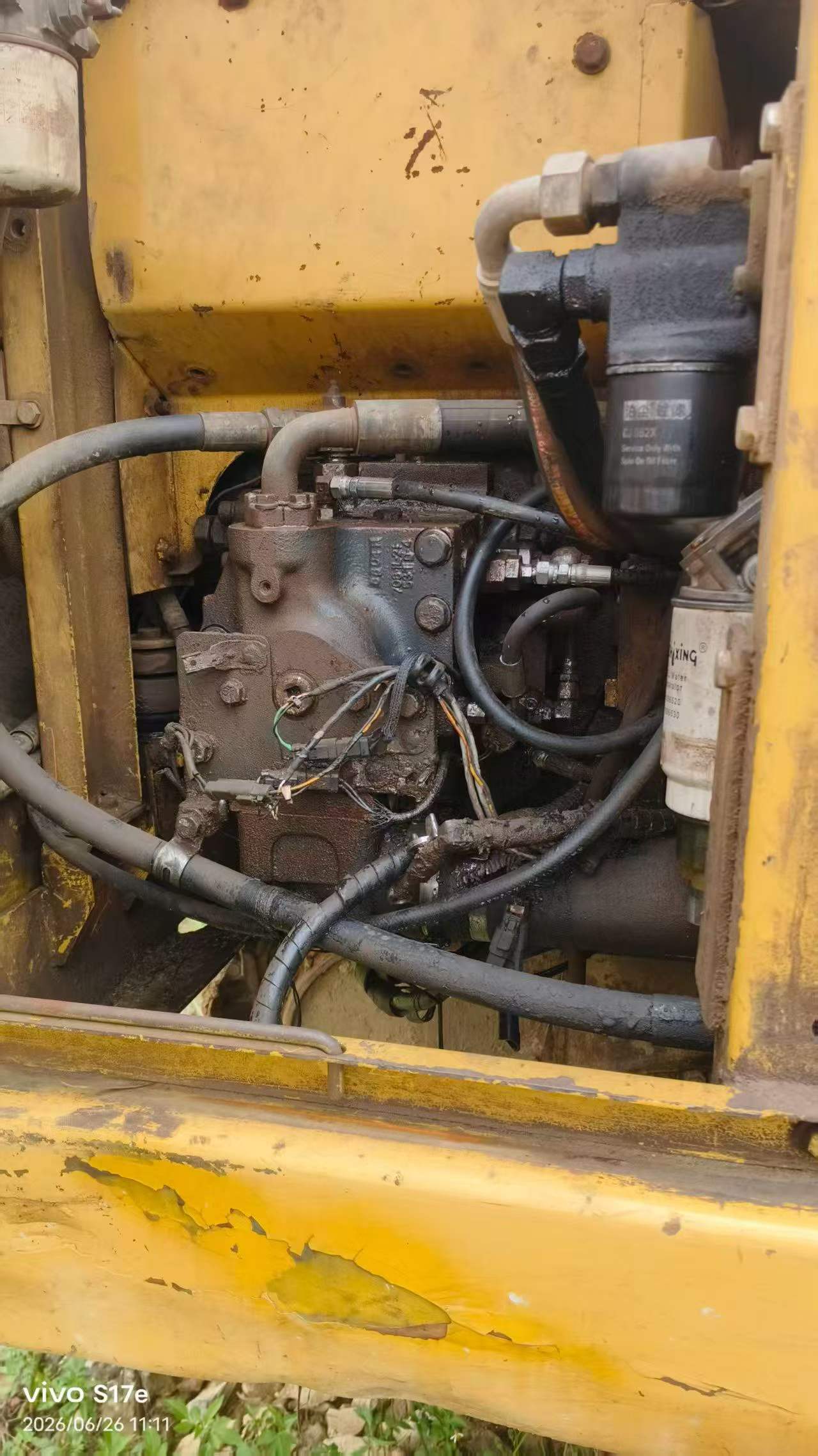 Buy Komatsu PC130 Used Excavator / 4