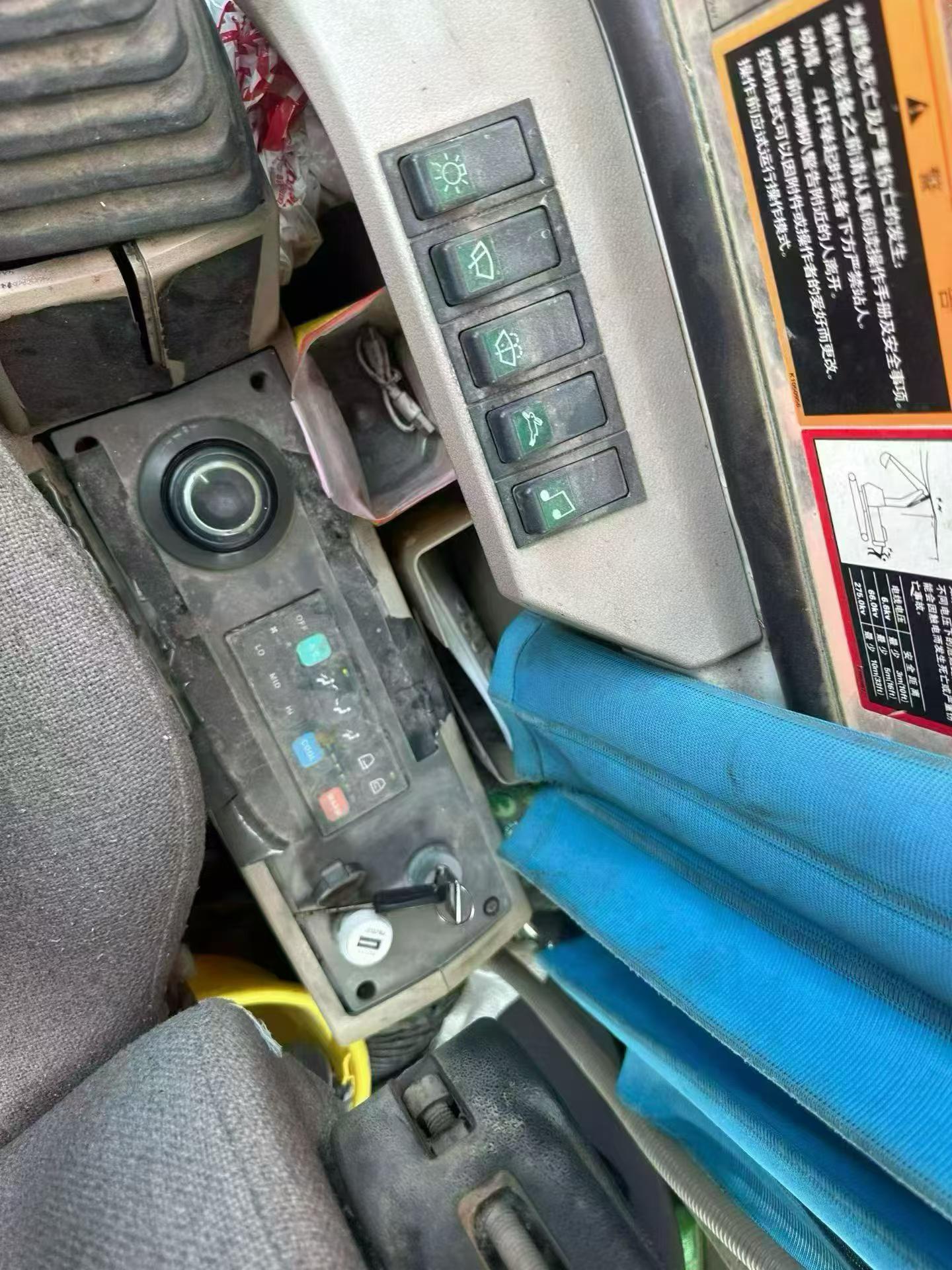 Buy Doosan DH215-7 Used Excavator / 6