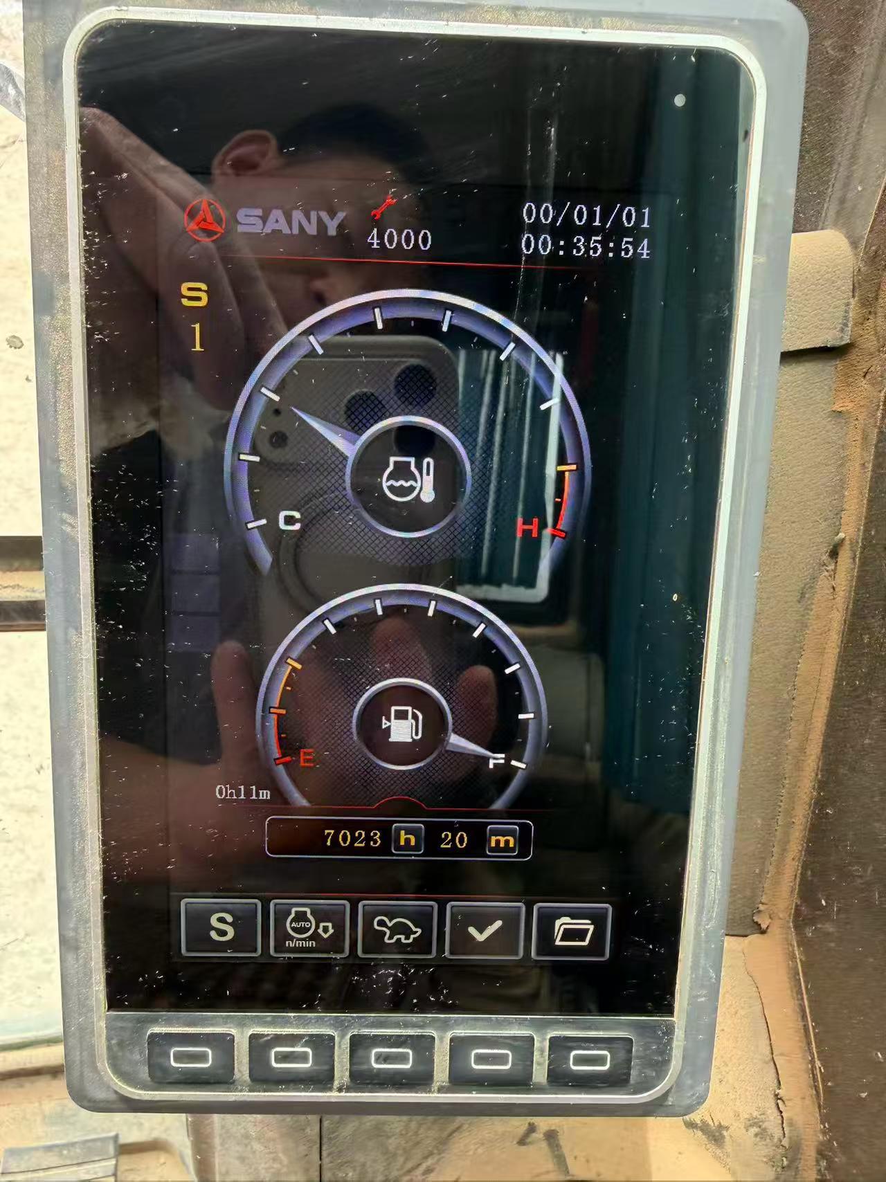 Buy Sany SY135 Used Excavator / 7