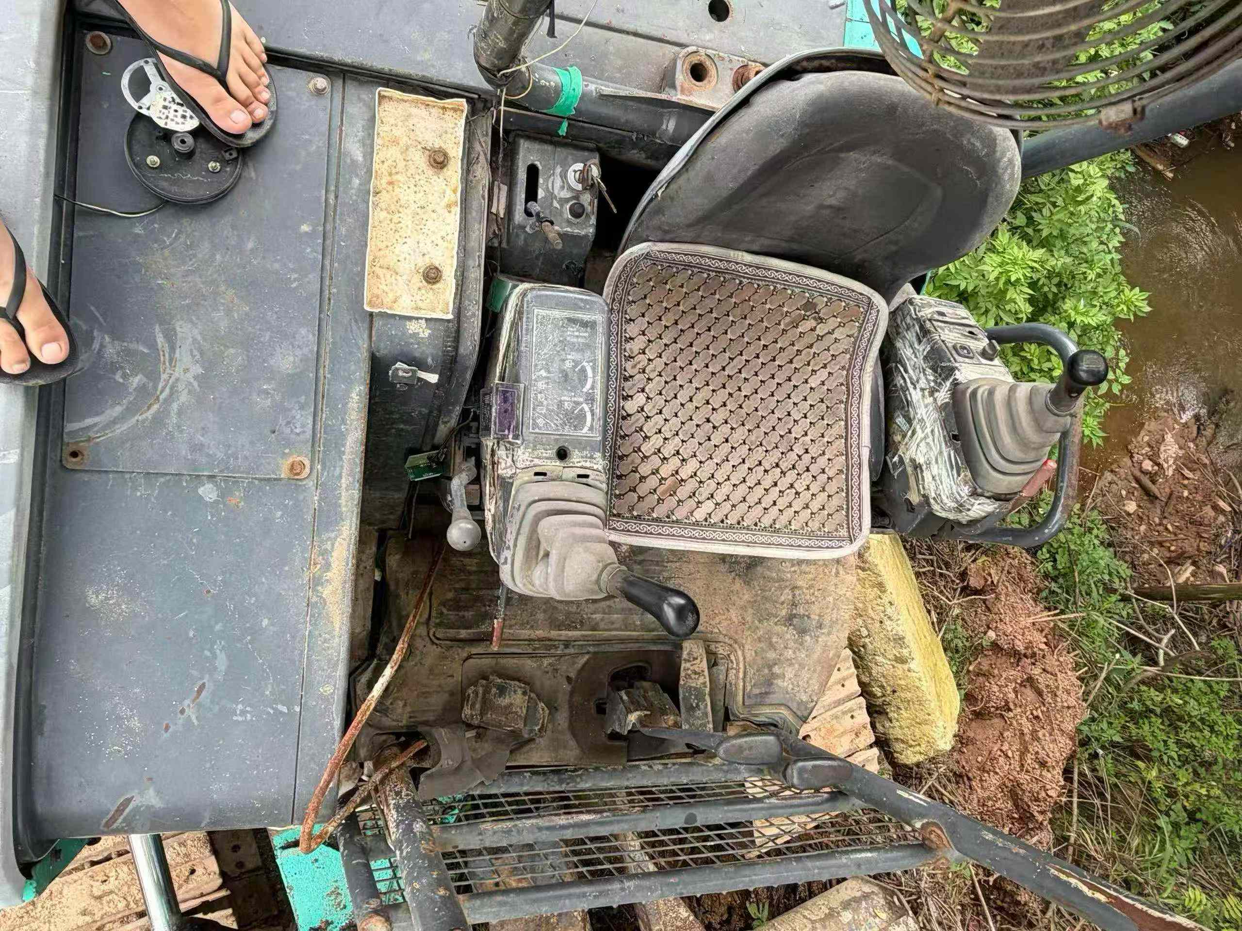 Buy Kobelco SK40SR Used Excavator / 5