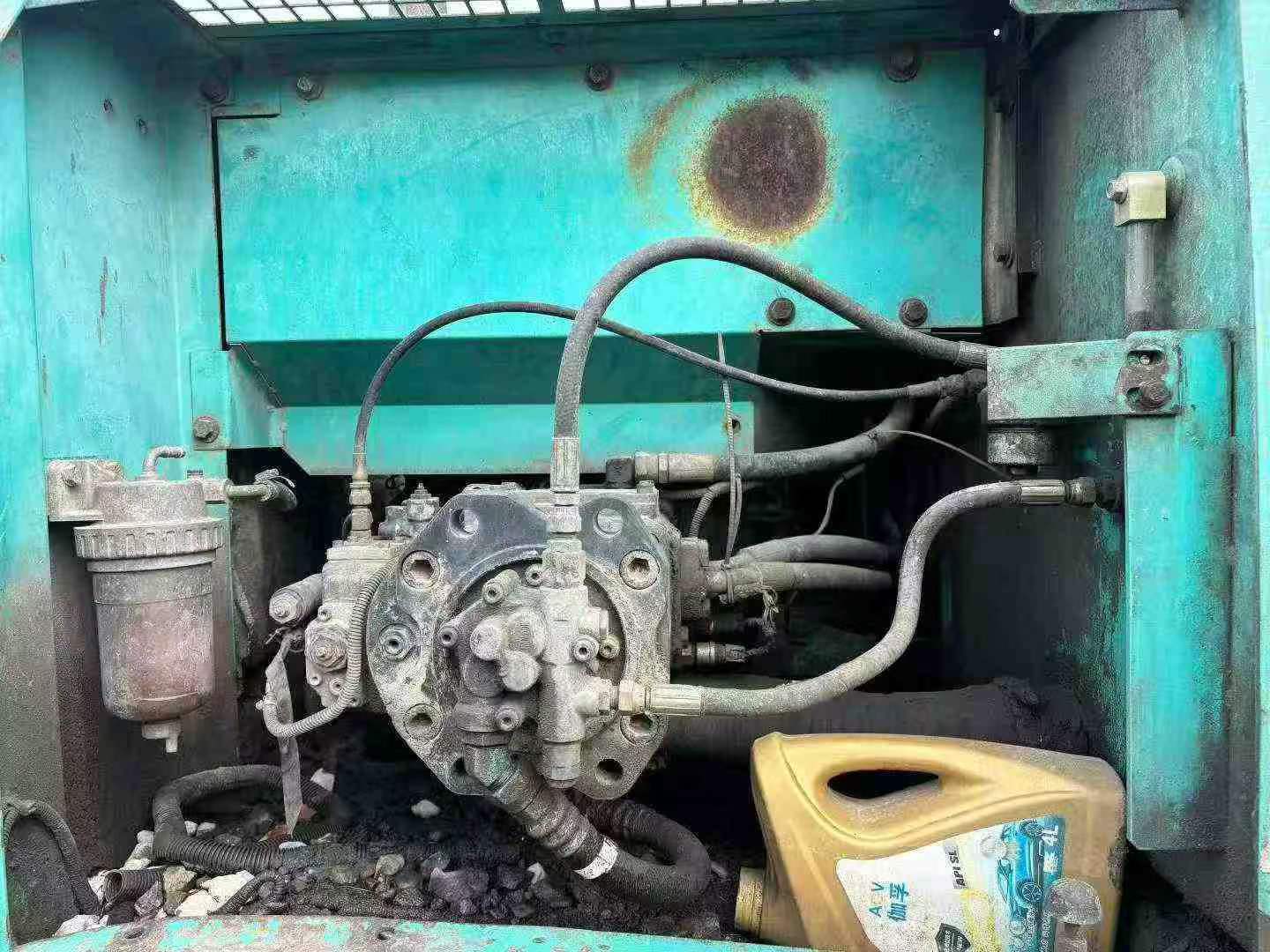 Buy Kobelco SK200-10 Used Excavator / 6